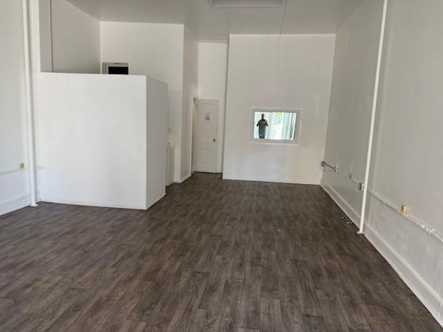4302 Newtown Road, Astoria, NY 11103