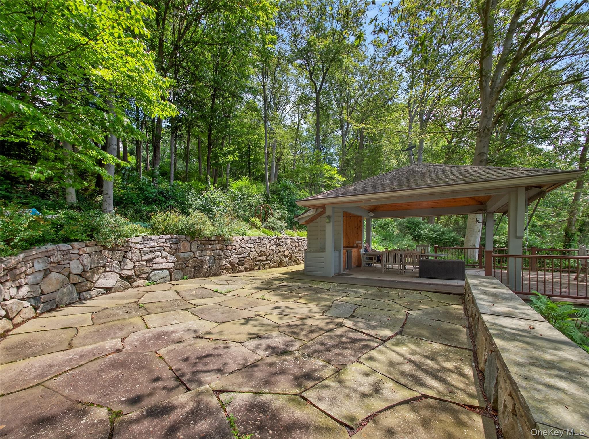 6 Old  Cranberry Road, Sloatsburg, NY 10974