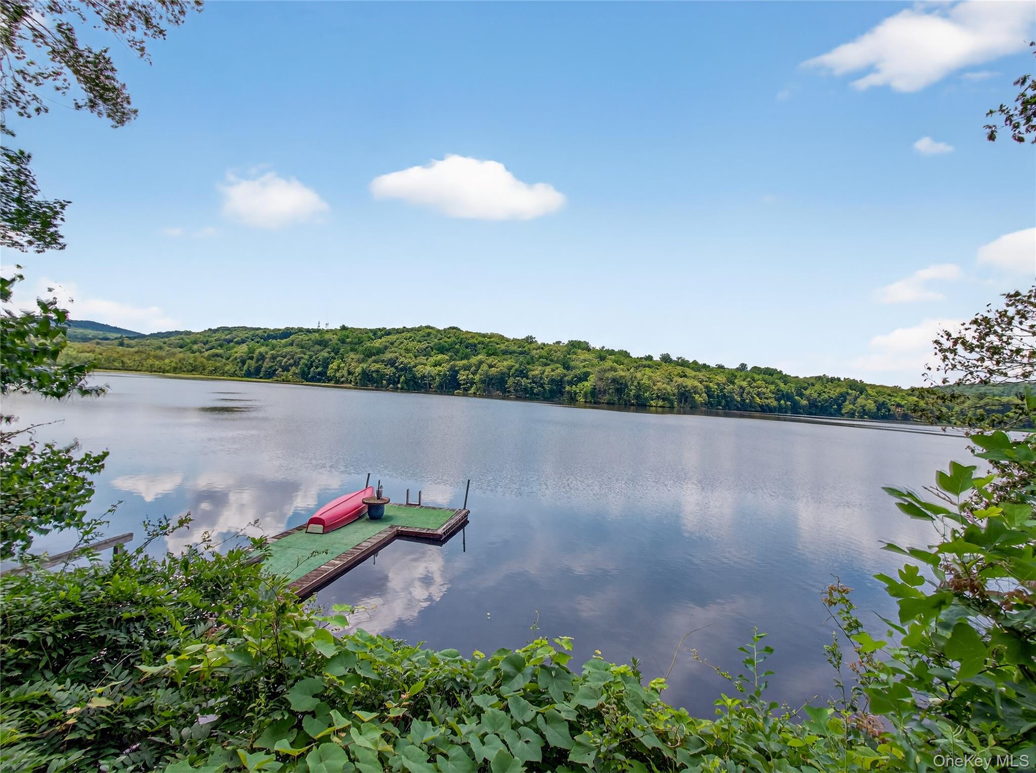 6 Old  Cranberry Road, Sloatsburg, NY 10974