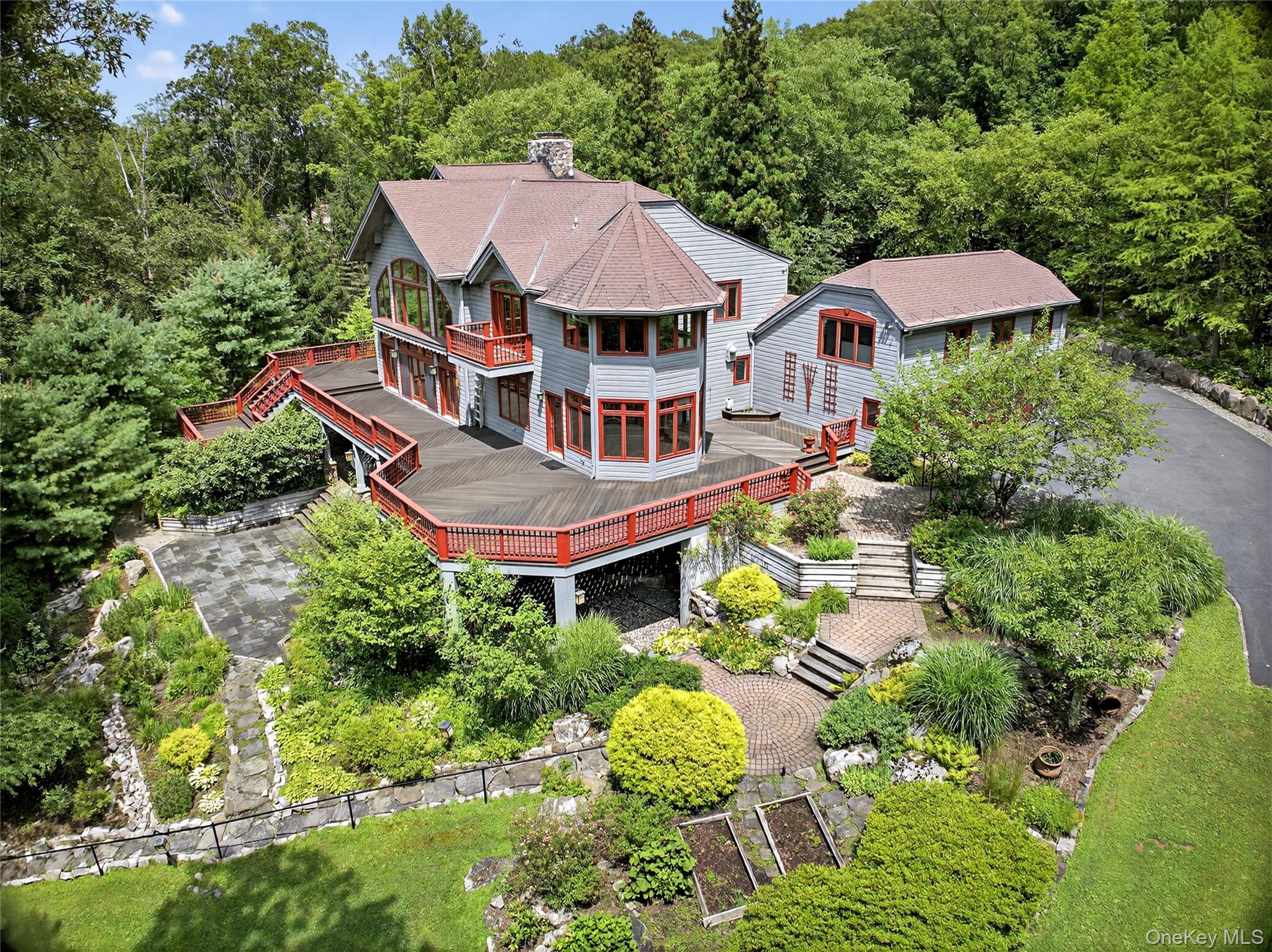 6 Old  Cranberry Road, Sloatsburg, NY 10974