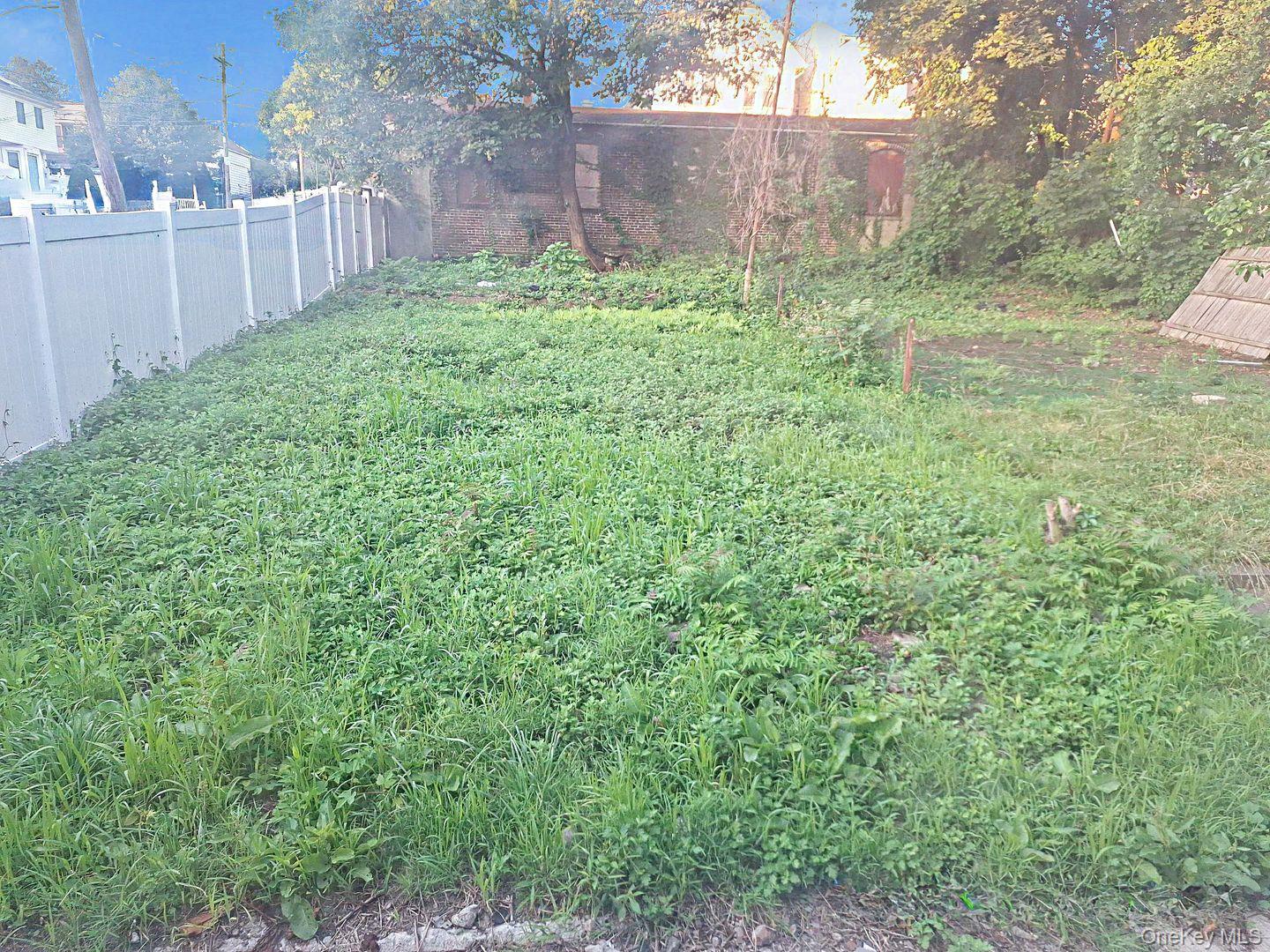 58 Laurel Avenue, Staten Island, NY 10304