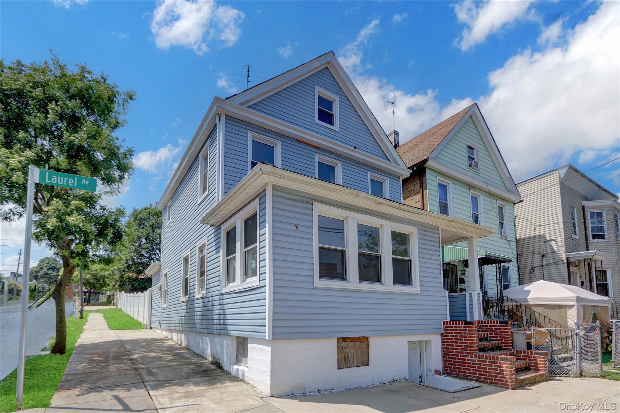 58 Laurel Avenue, Staten Island, NY 10304