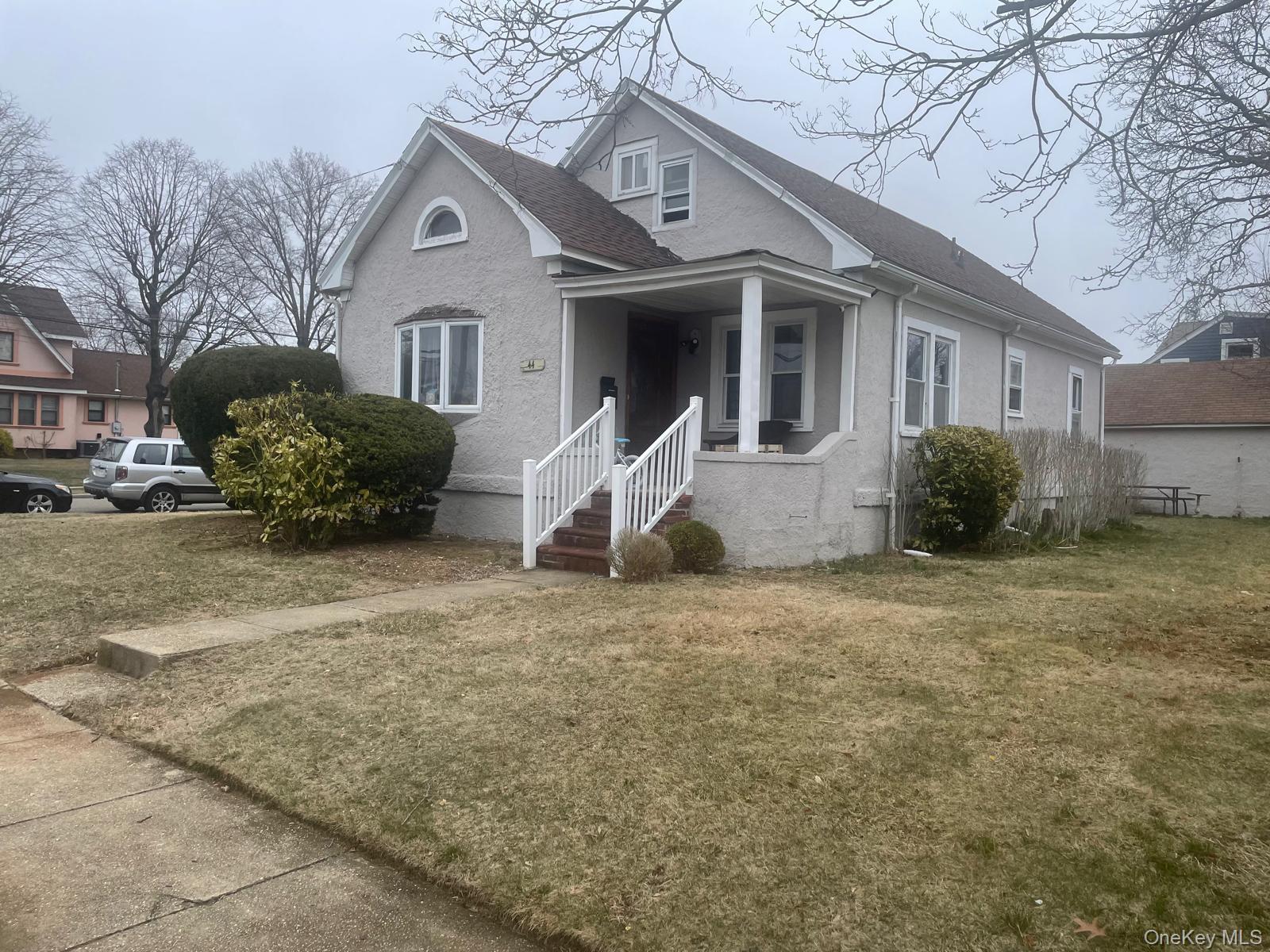 44 Nassau Parkway, Hempstead, NY 11550