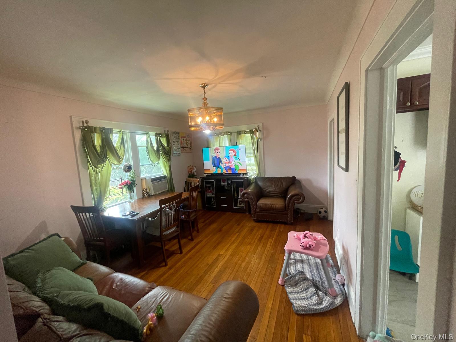 44 Nassau Parkway, Hempstead, NY 11550