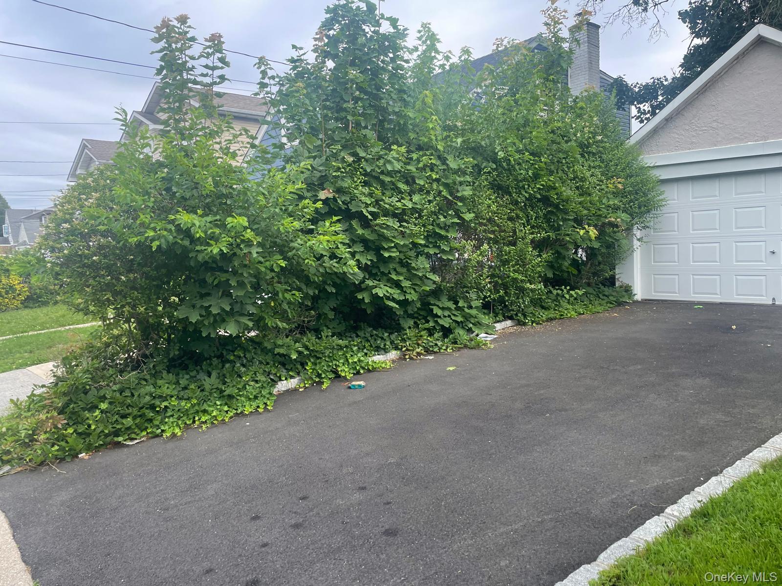 44 Nassau Parkway, Hempstead, NY 11550