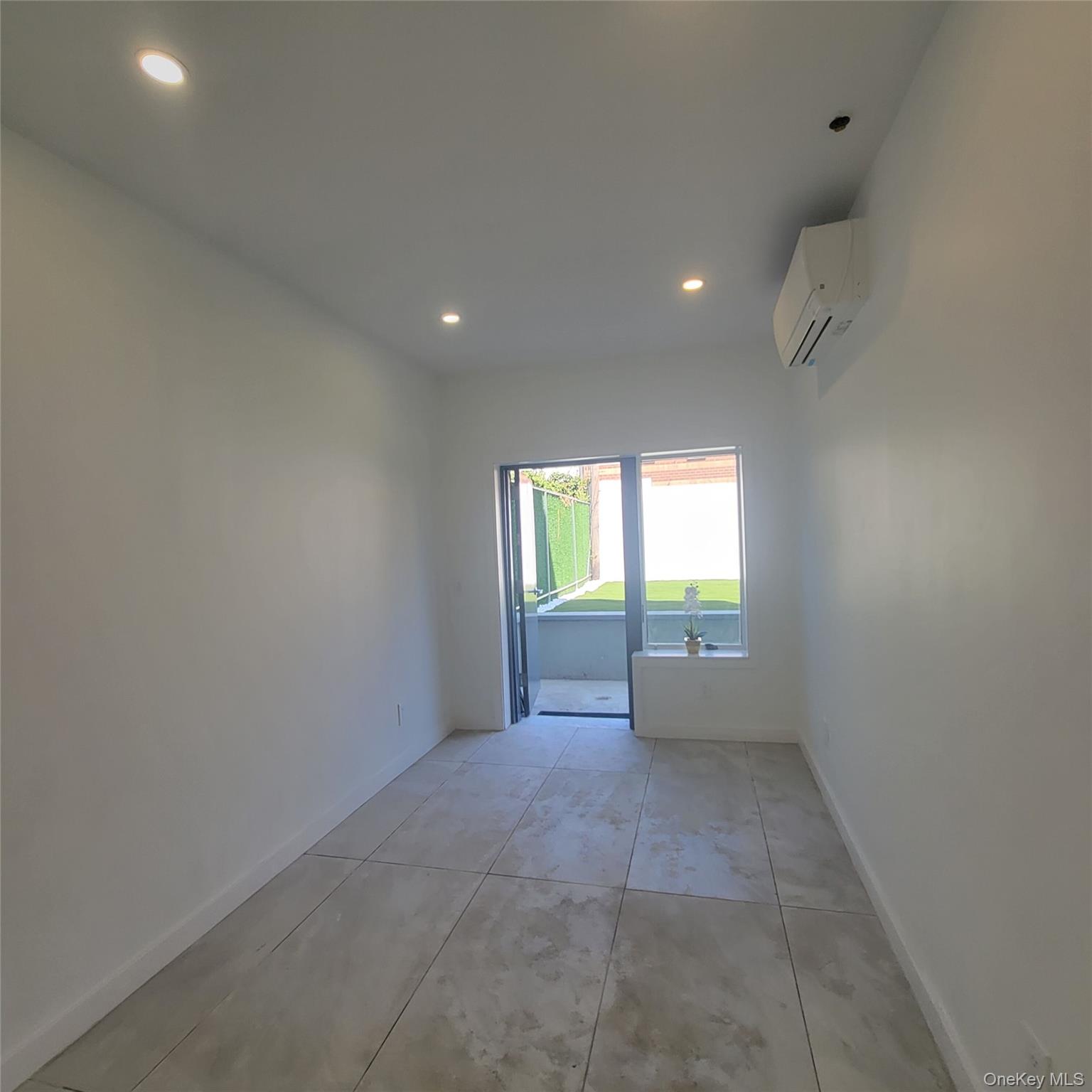 2041 Strauss Street, Brooklyn, NY 11212