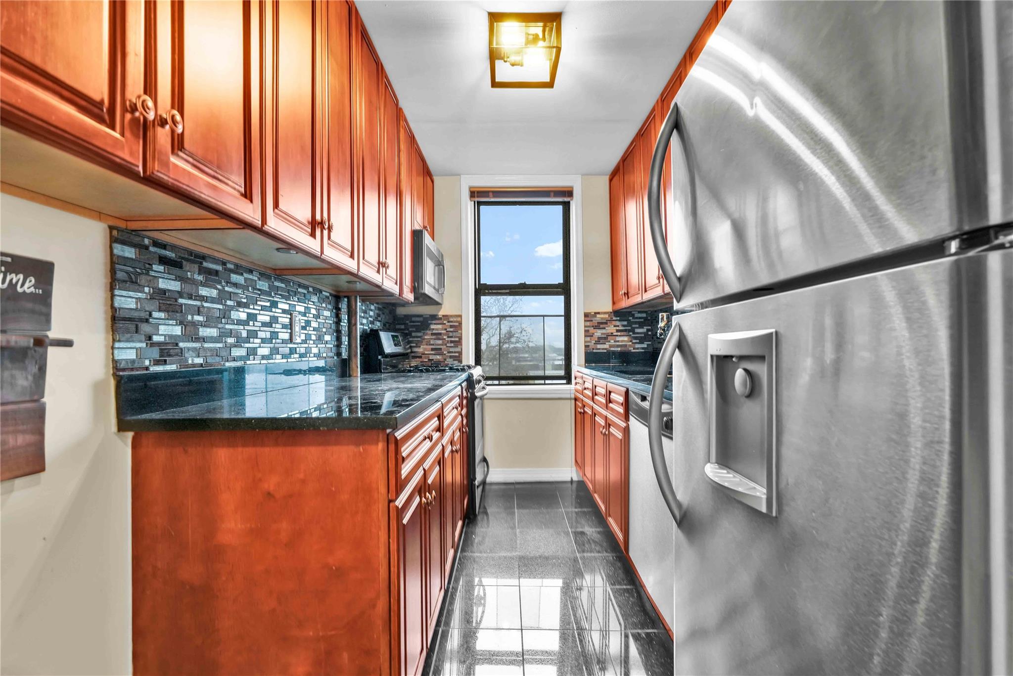 21-58 35 Street # 5D, Astoria, NY 11105