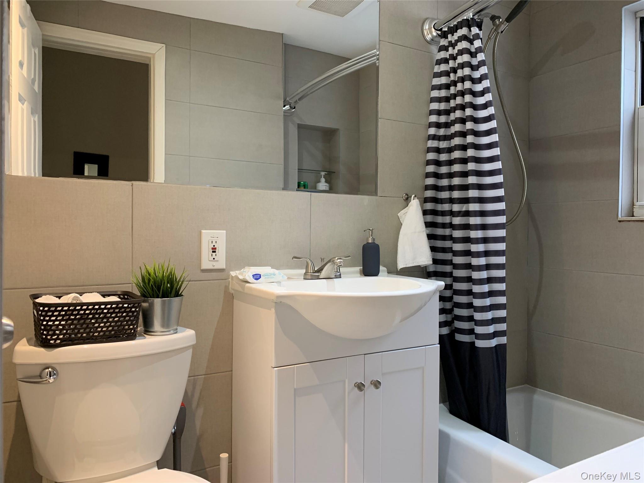 40-37 24 Street, Long Island City, NY 11101