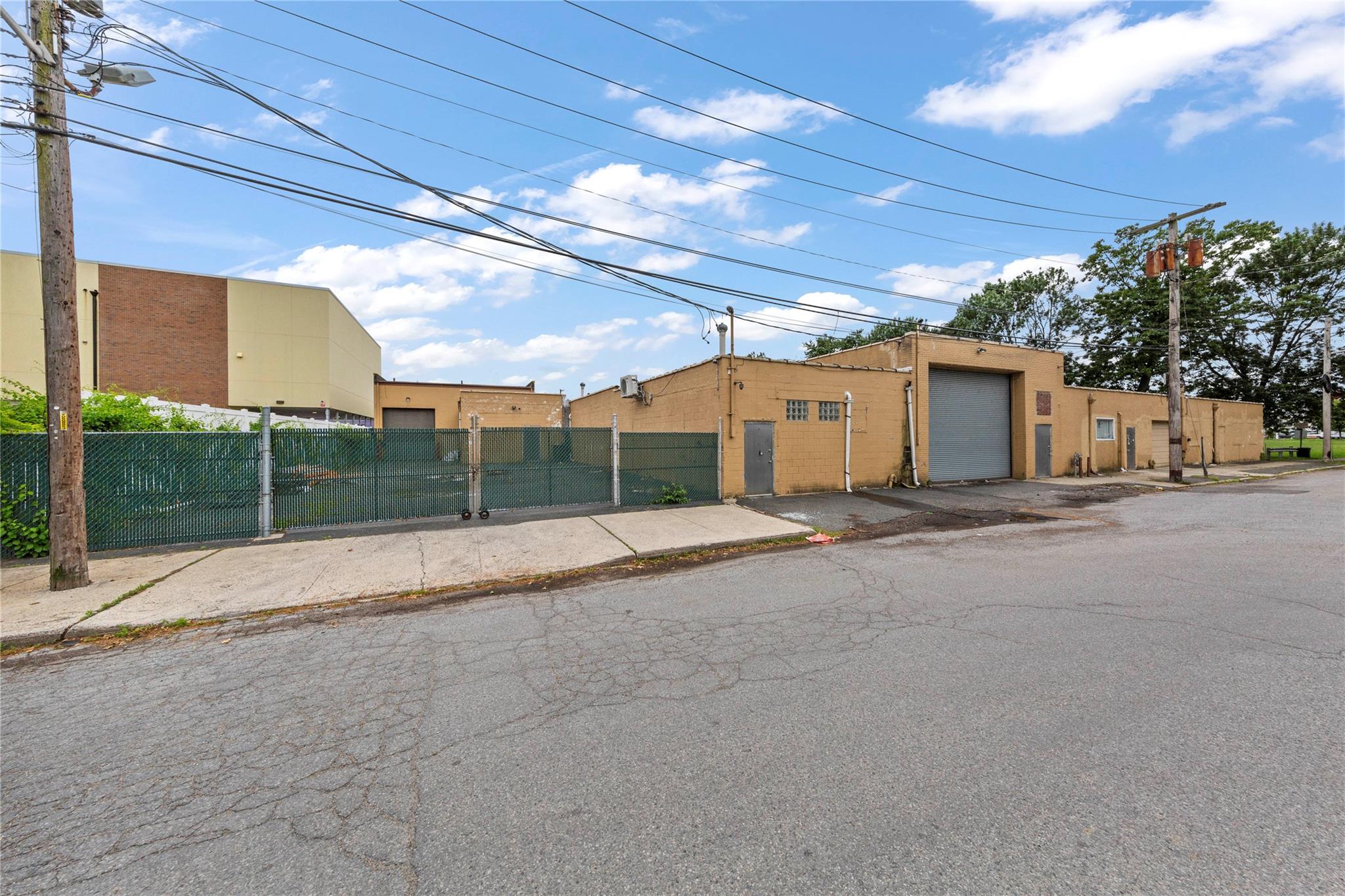 627 W Merrick Road, Valley Stream, NY 11580