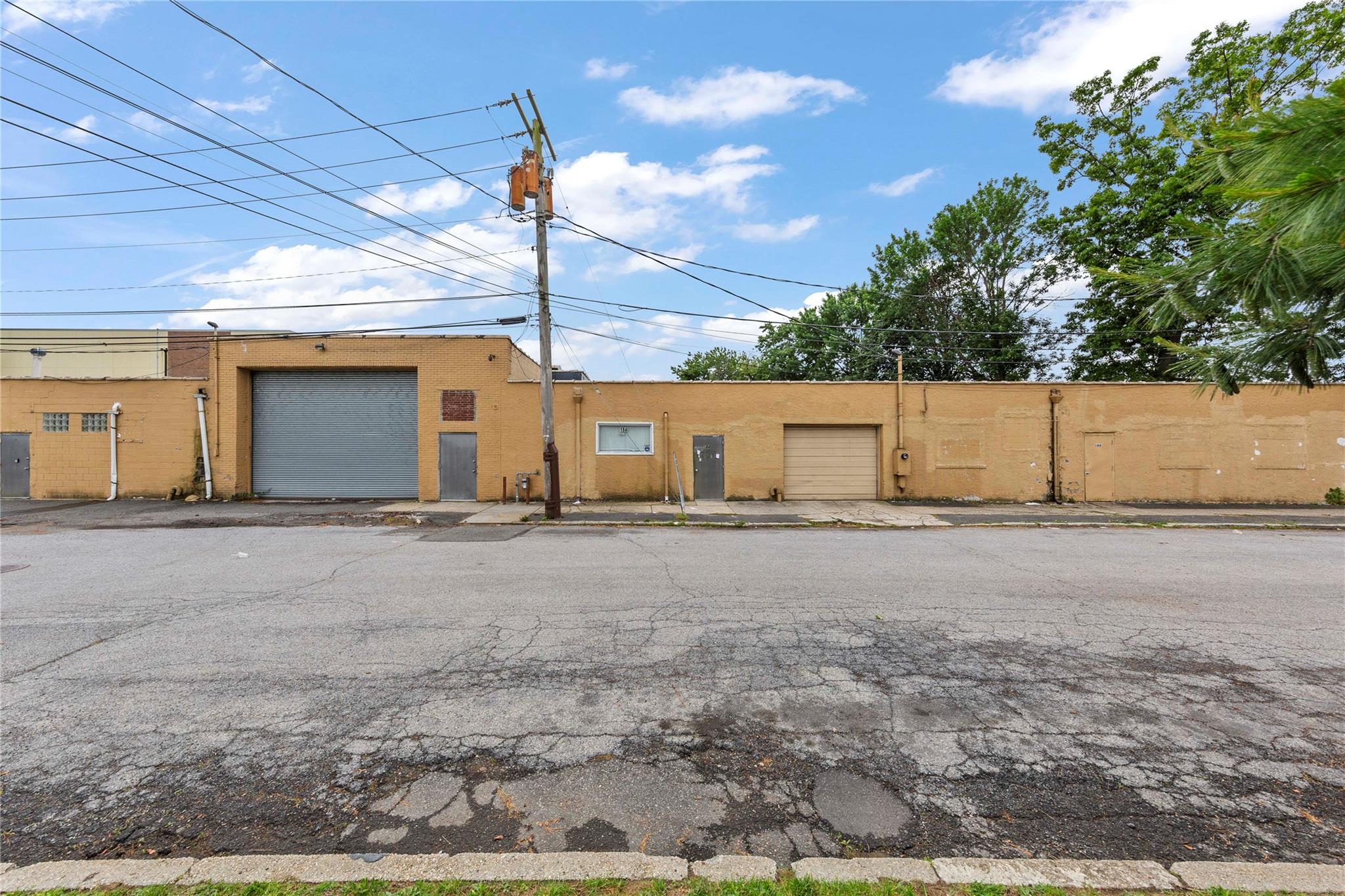 627 W Merrick Road, Valley Stream, NY 11580