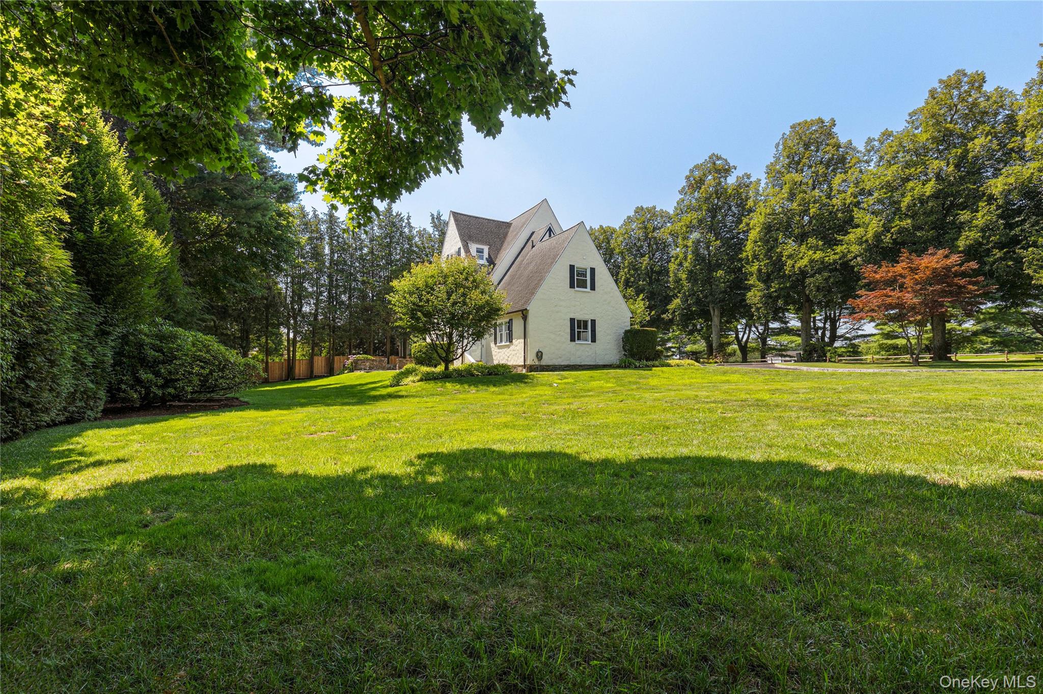 30 Park Drive N, Rye, NY 10580