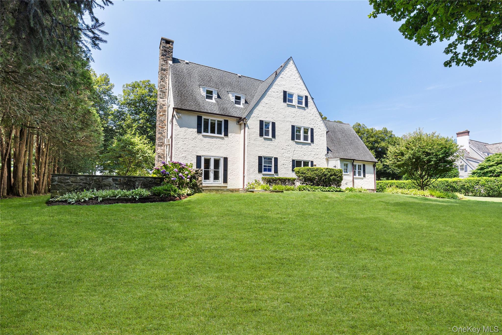 30 Park Drive N, Rye, NY 10580