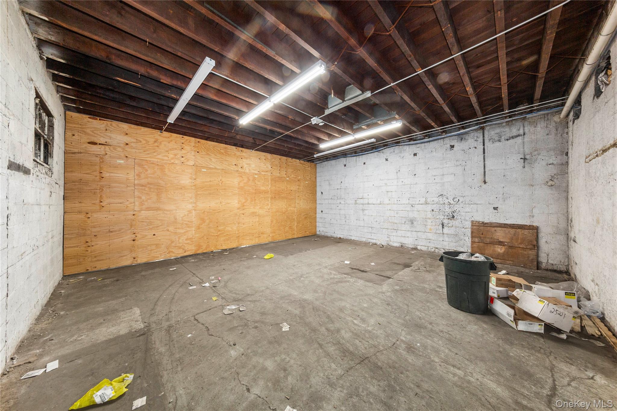 633 W Merrick Road, Valley Stream, NY 11580