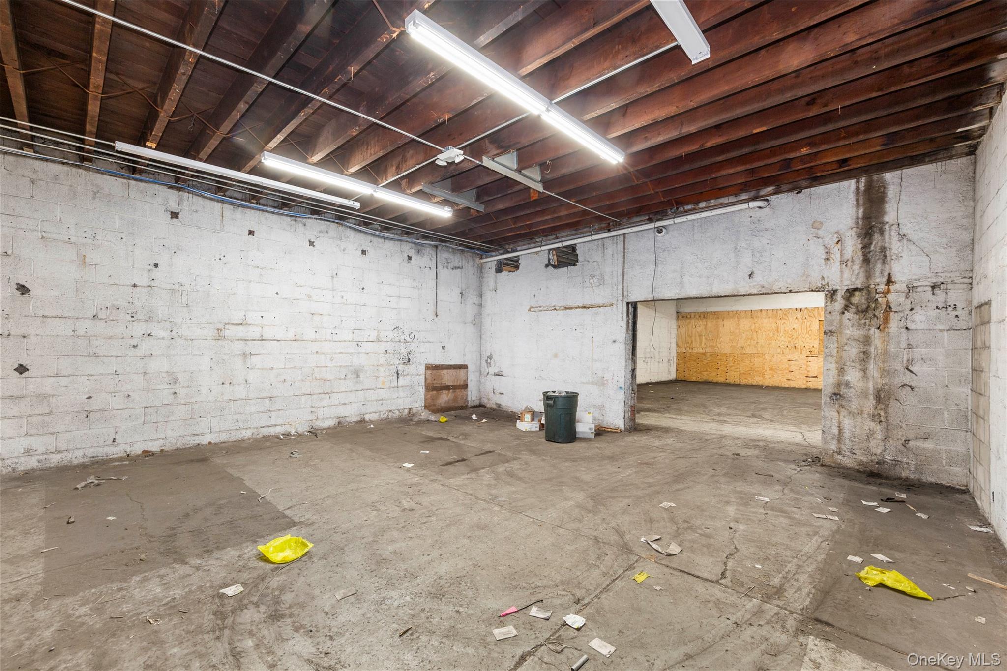 633 W Merrick Road, Valley Stream, NY 11580