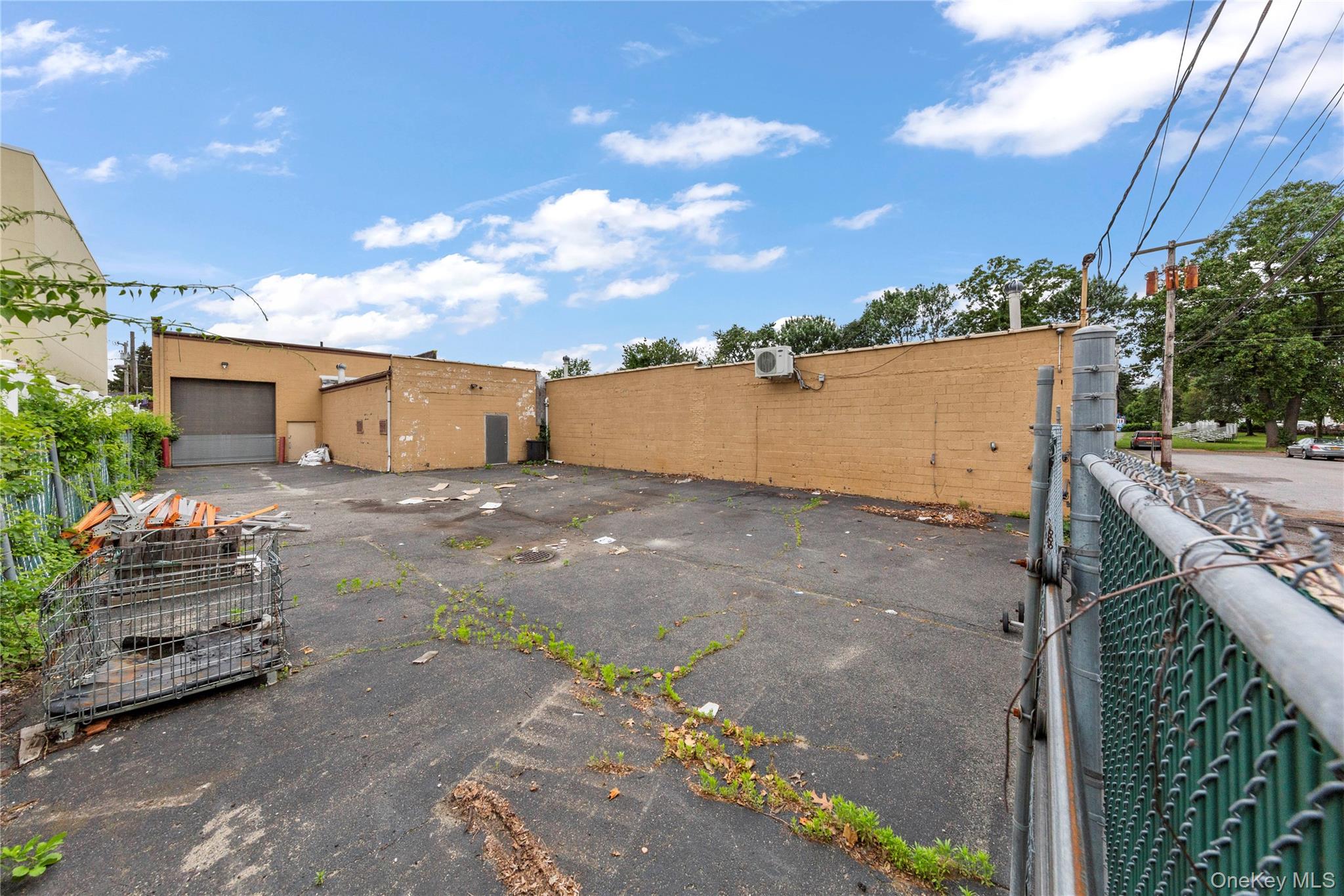 633 W Merrick Road, Valley Stream, NY 11580