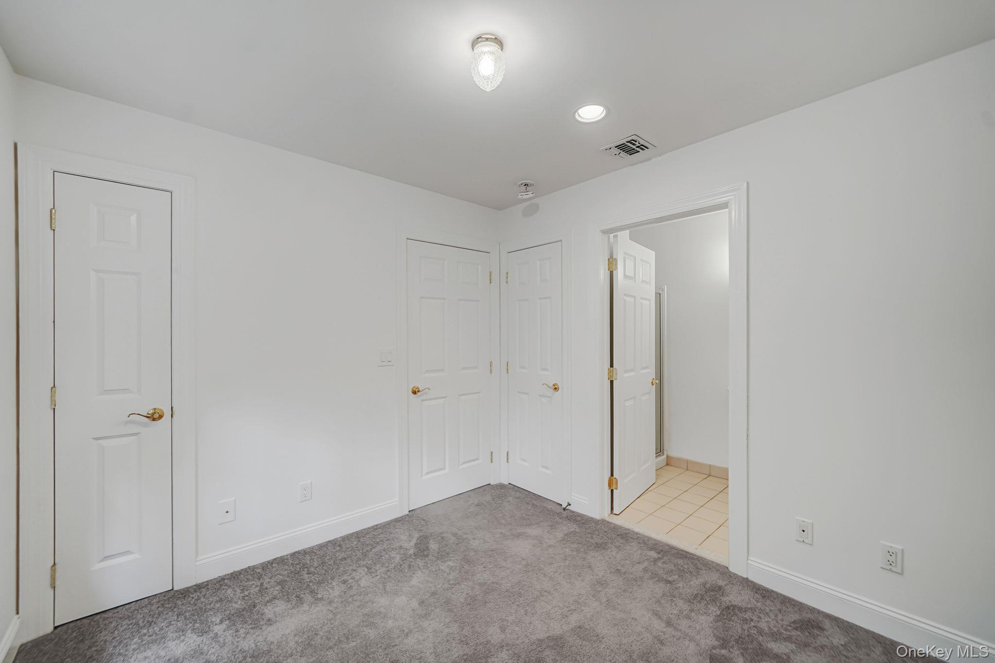 1126 Savoy Drive, Melville, NY 11747