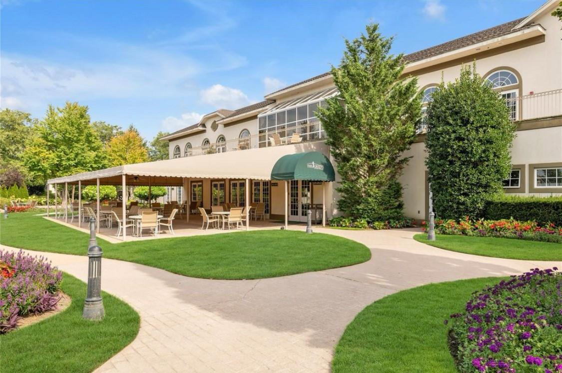 1126 Savoy Drive, Melville, NY 11747