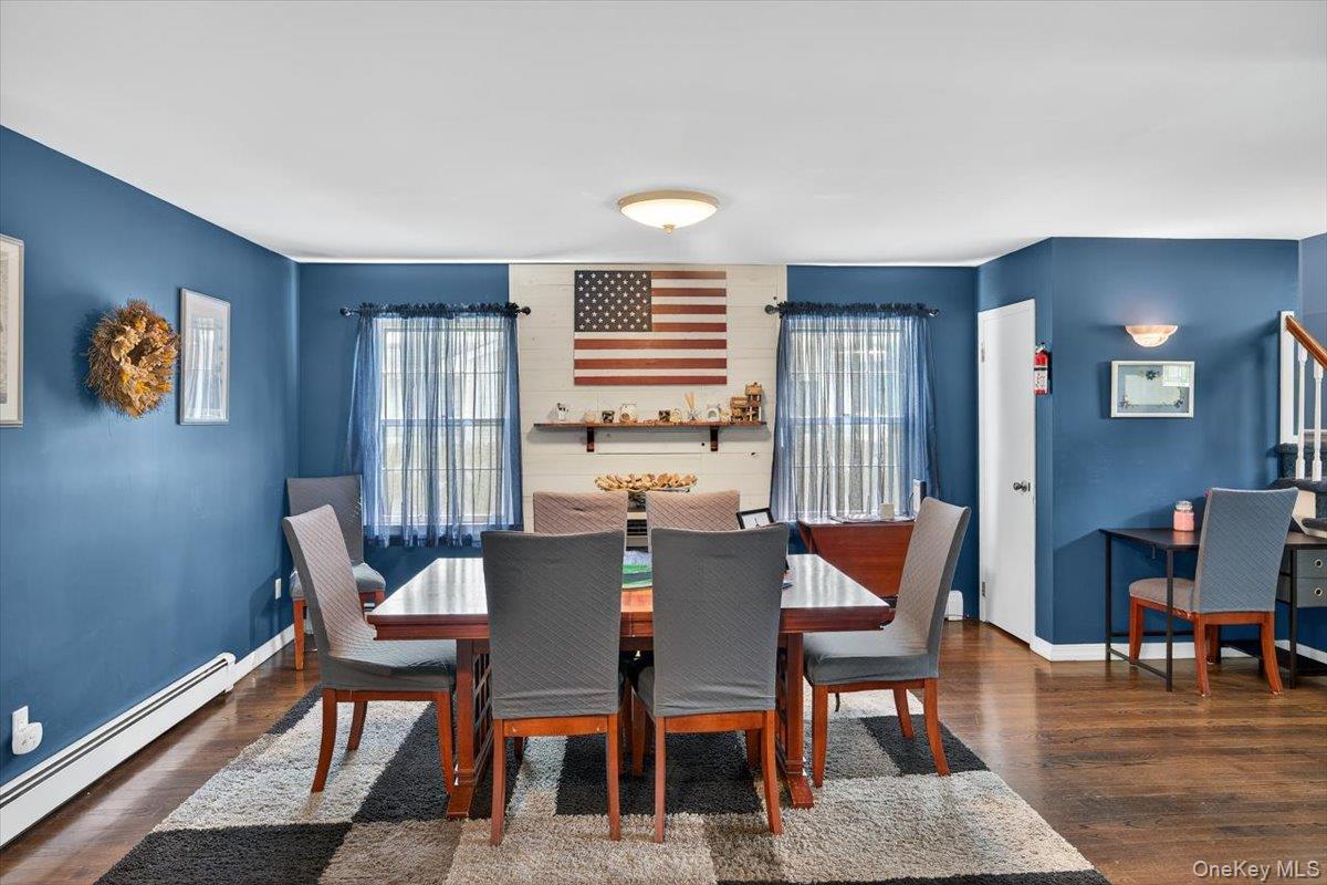 75 Head Of The Neck Road, Bellport, NY 11713