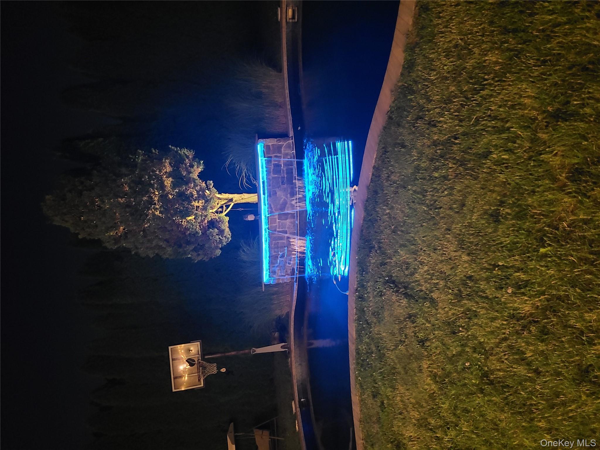 75 Head Of The Neck Road, Bellport, NY 11713