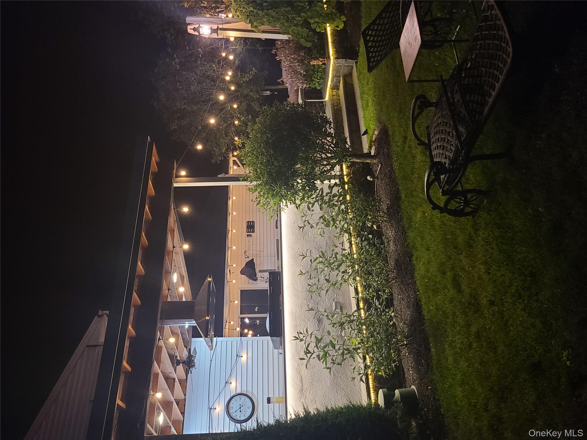 75 Head Of The Neck Road, Bellport, NY 11713