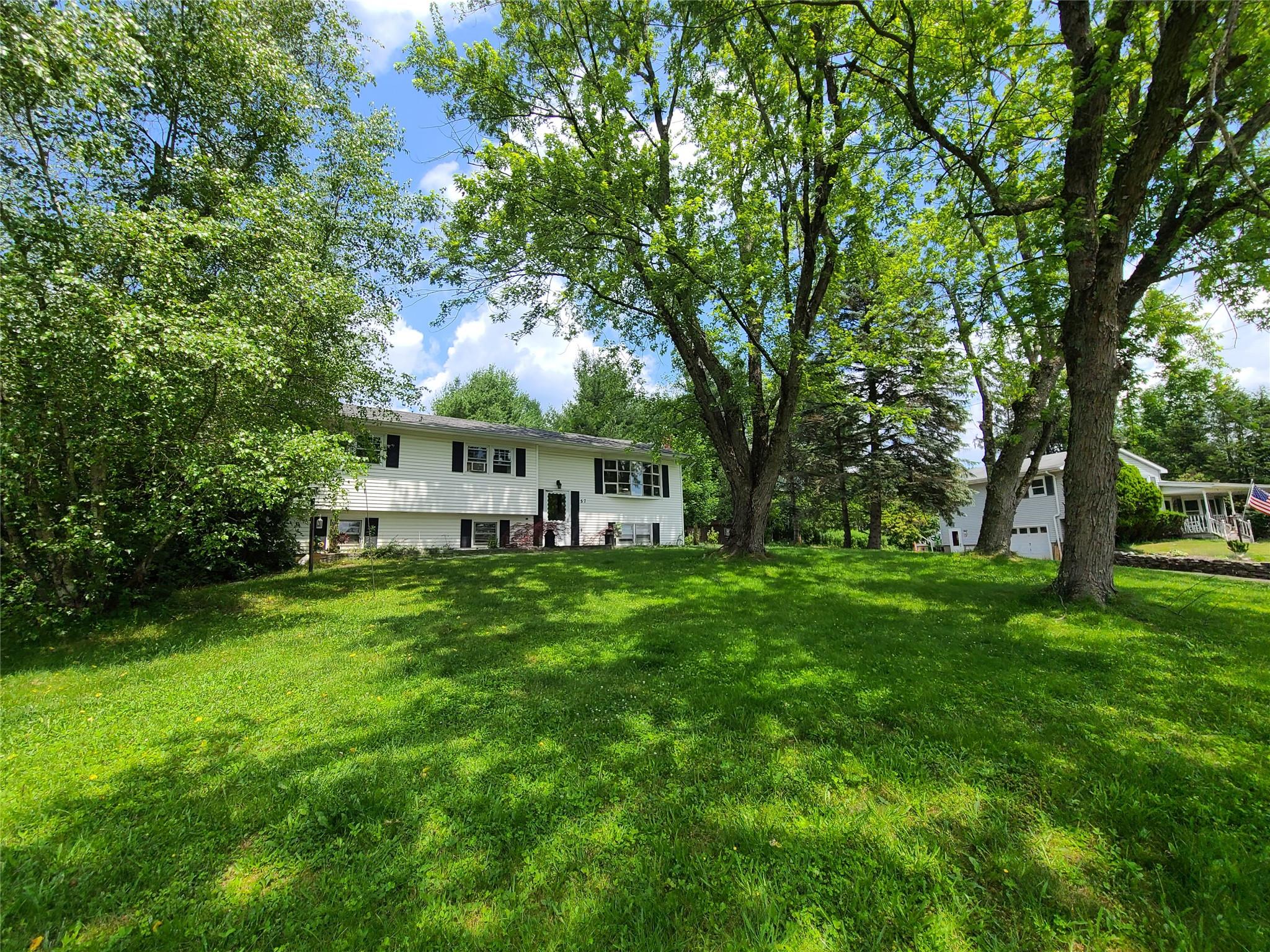 57 Lakeview Drive, Kiamesha Lake, NY 12751