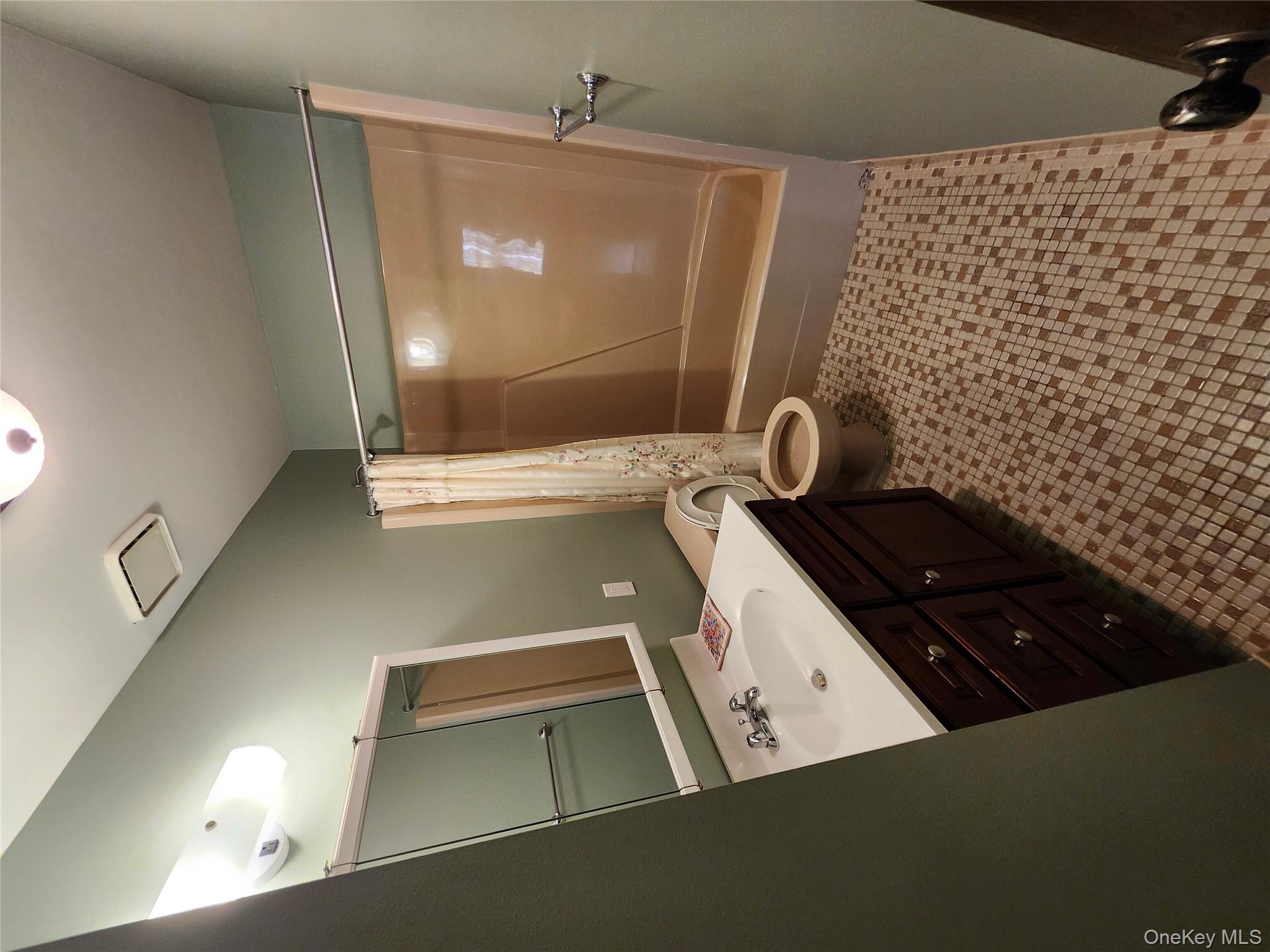 108 Village Road # B, Jefferson Valley, NY 10598