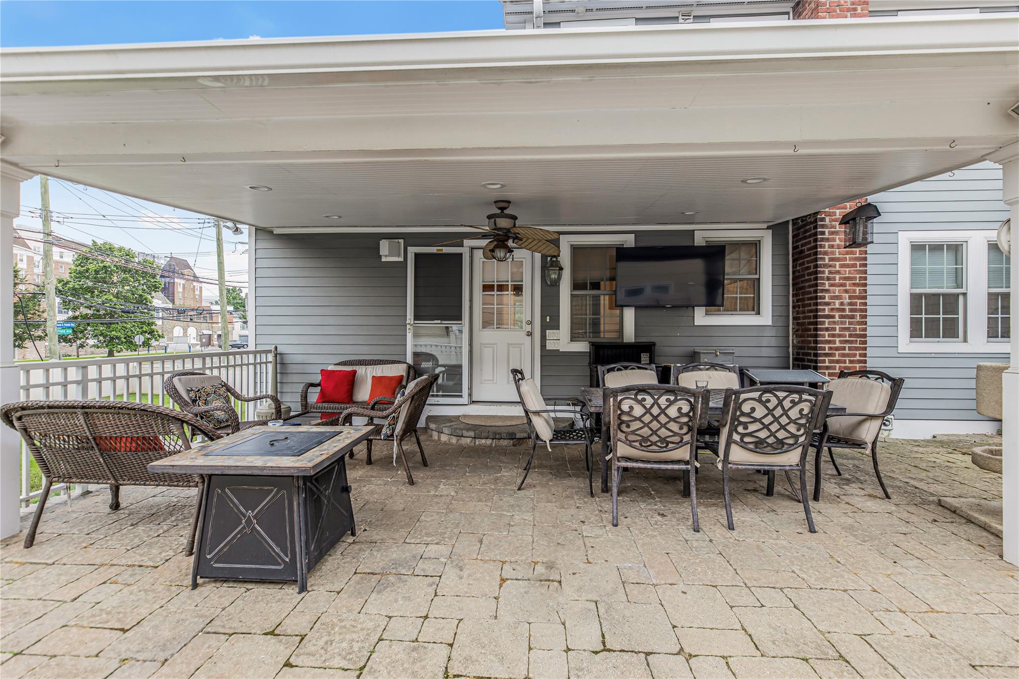 111 Frank Avenue, Mamaroneck, NY 10543