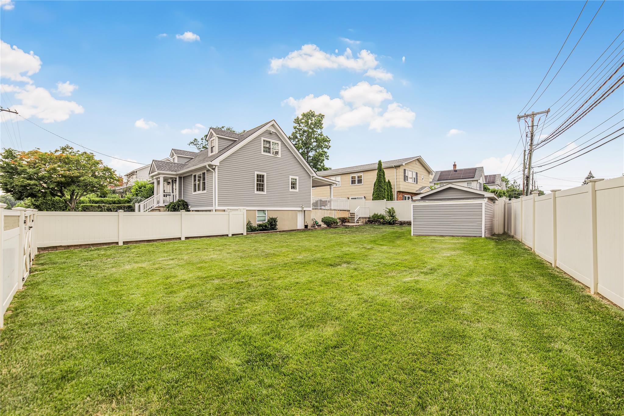 111 Frank Avenue, Mamaroneck, NY 10543
