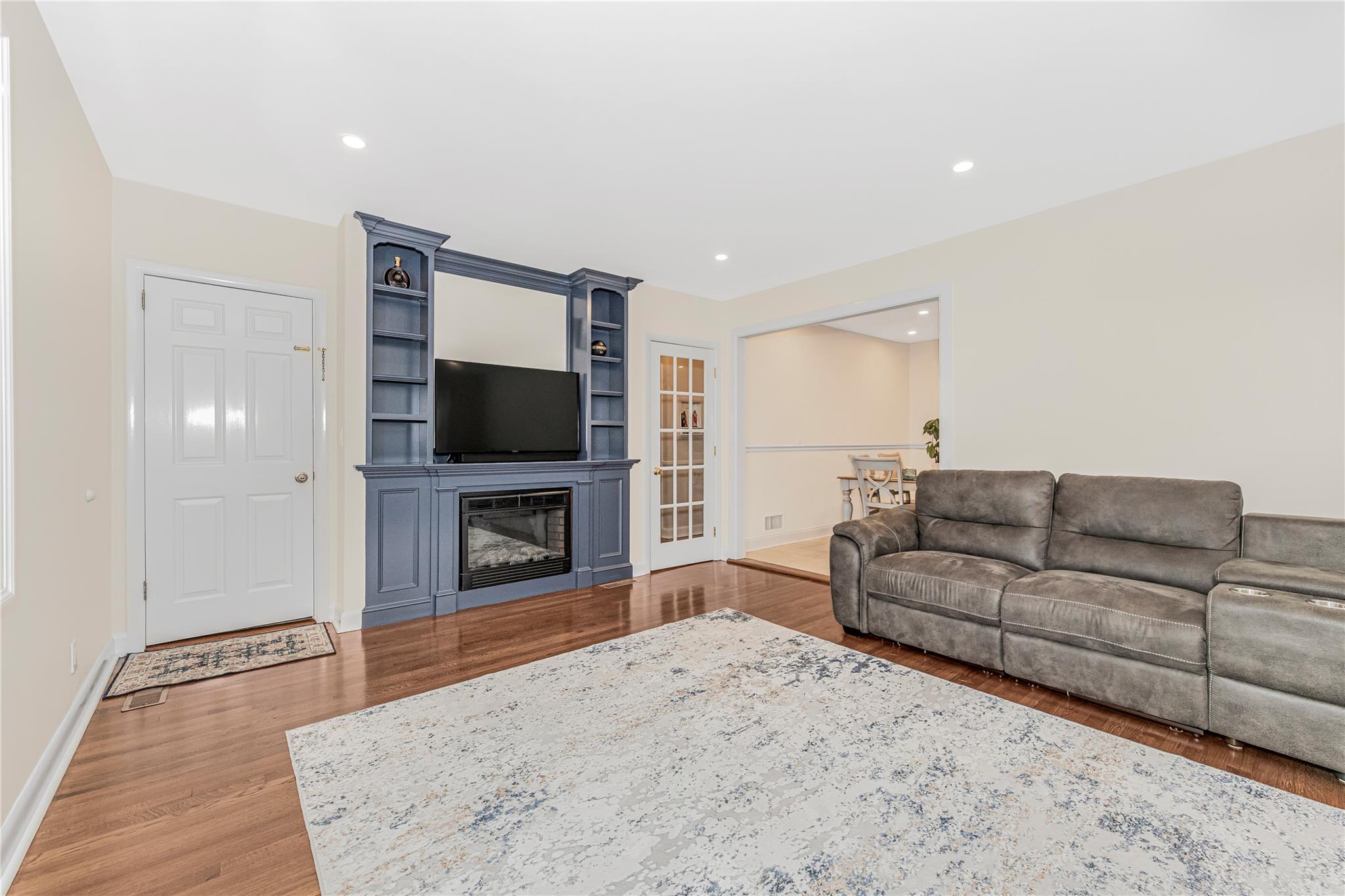 111 Frank Avenue, Mamaroneck, NY 10543