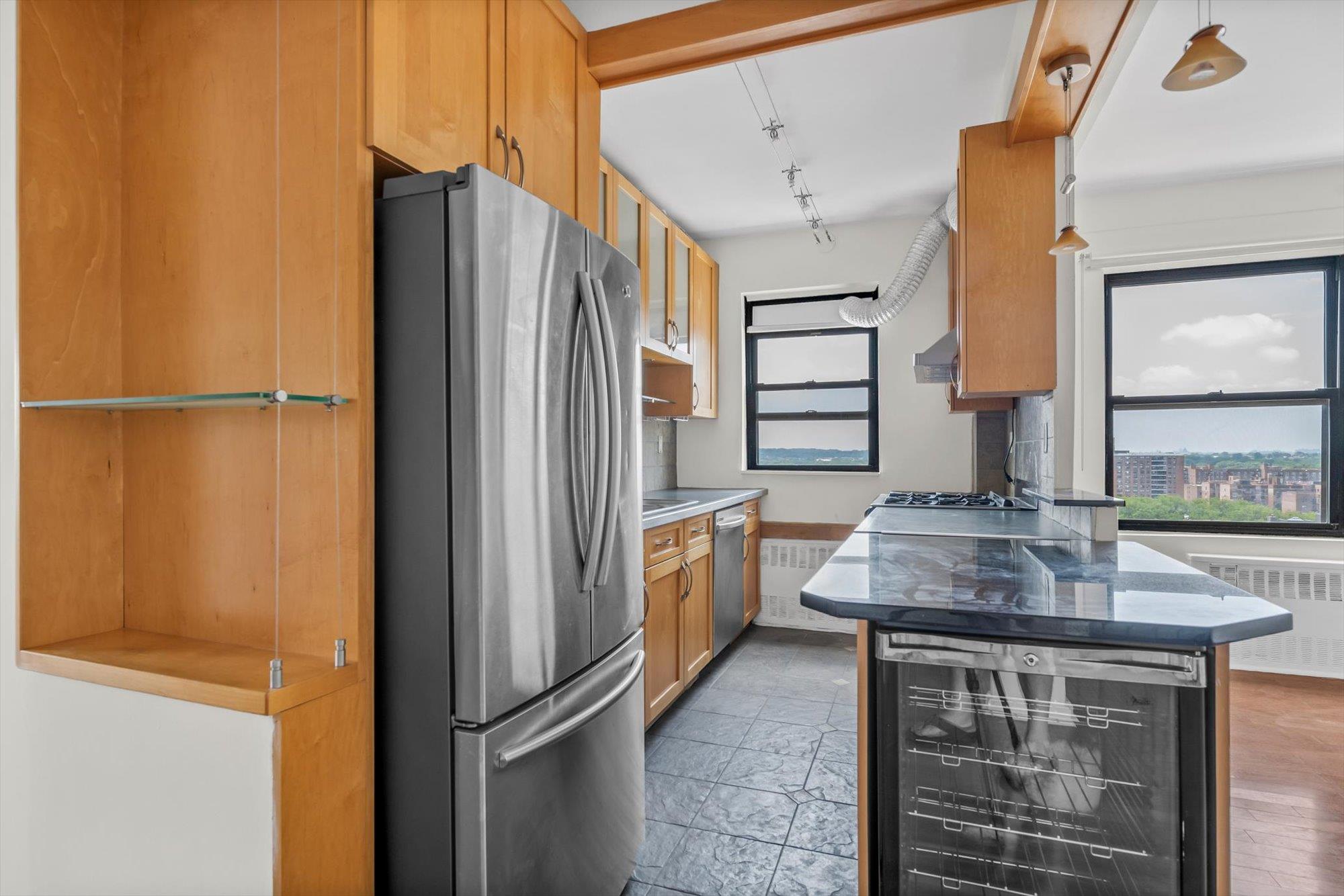 99-52 66 Road # 11W, Rego Park, NY 11374