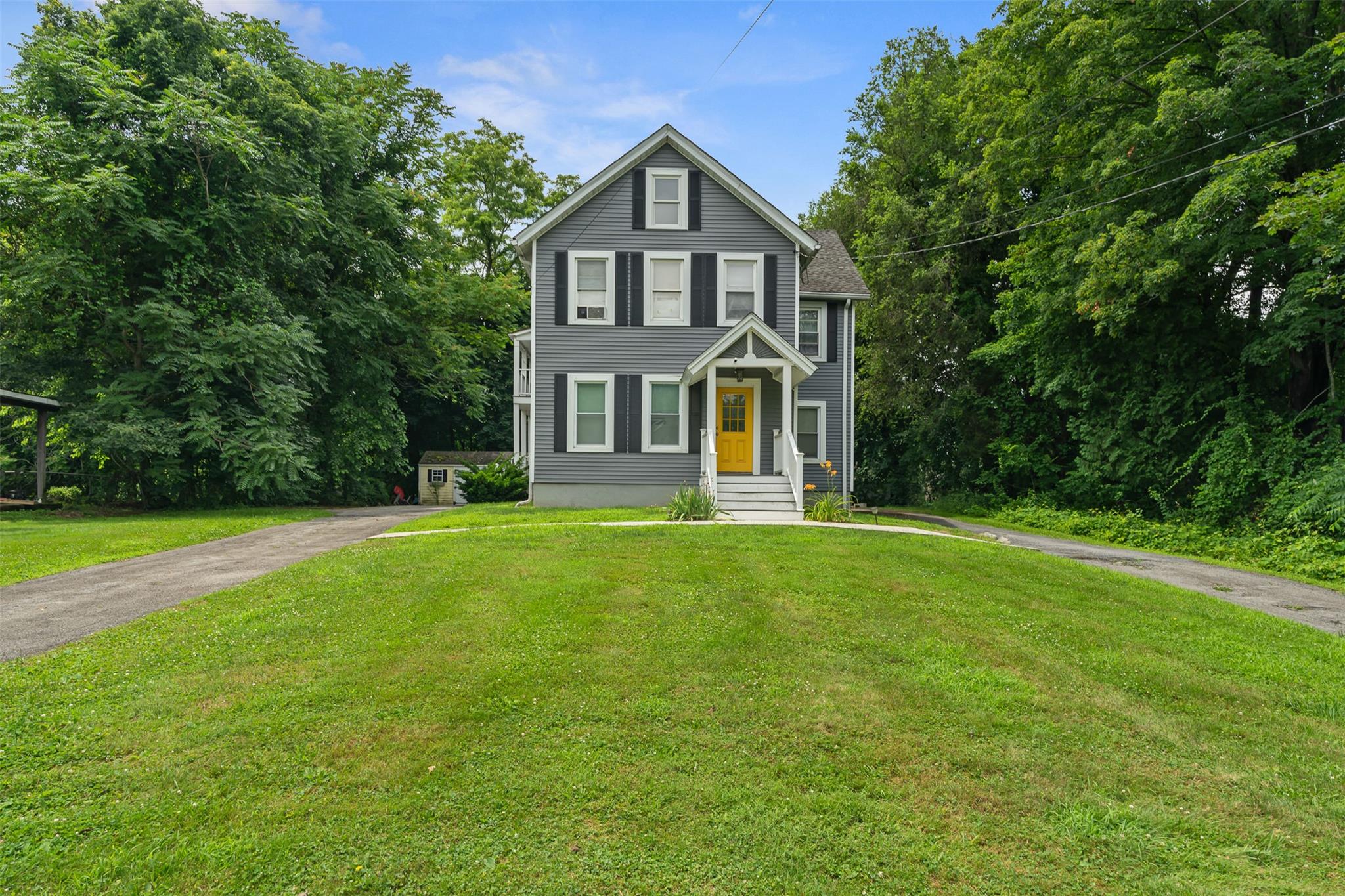 281 Violet Avenue, Poughkeepsie, NY 12601