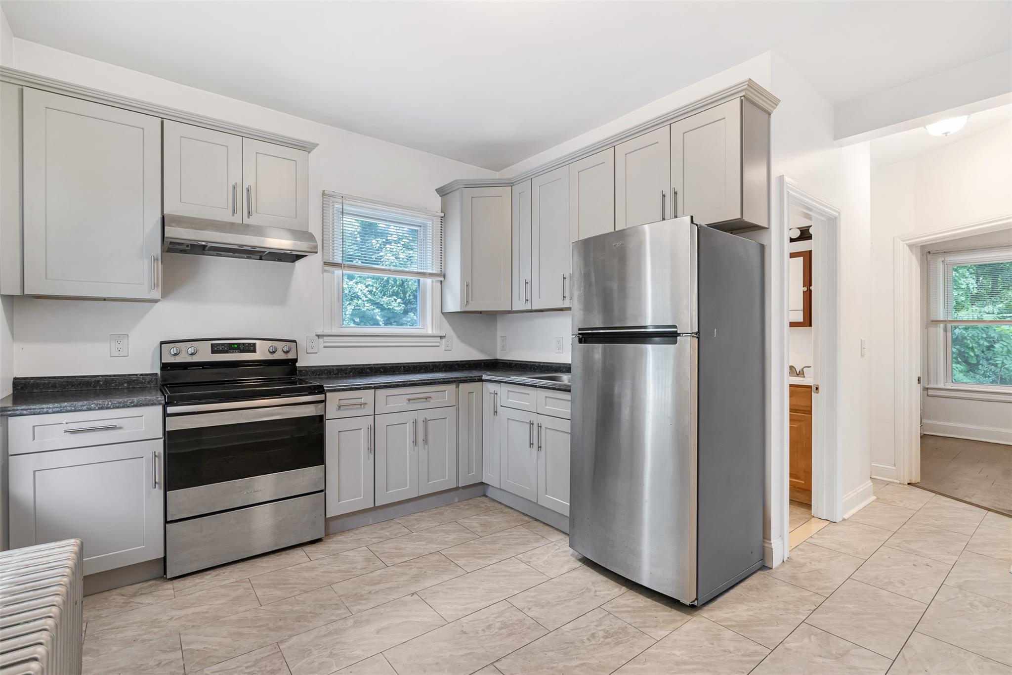 281 Violet Avenue, Poughkeepsie, NY 12601