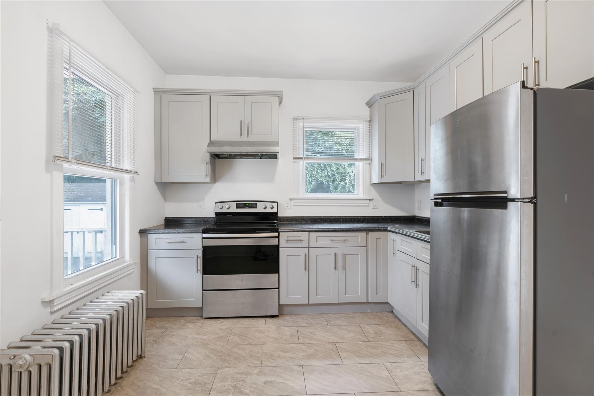 281 Violet Avenue, Poughkeepsie, NY 12601
