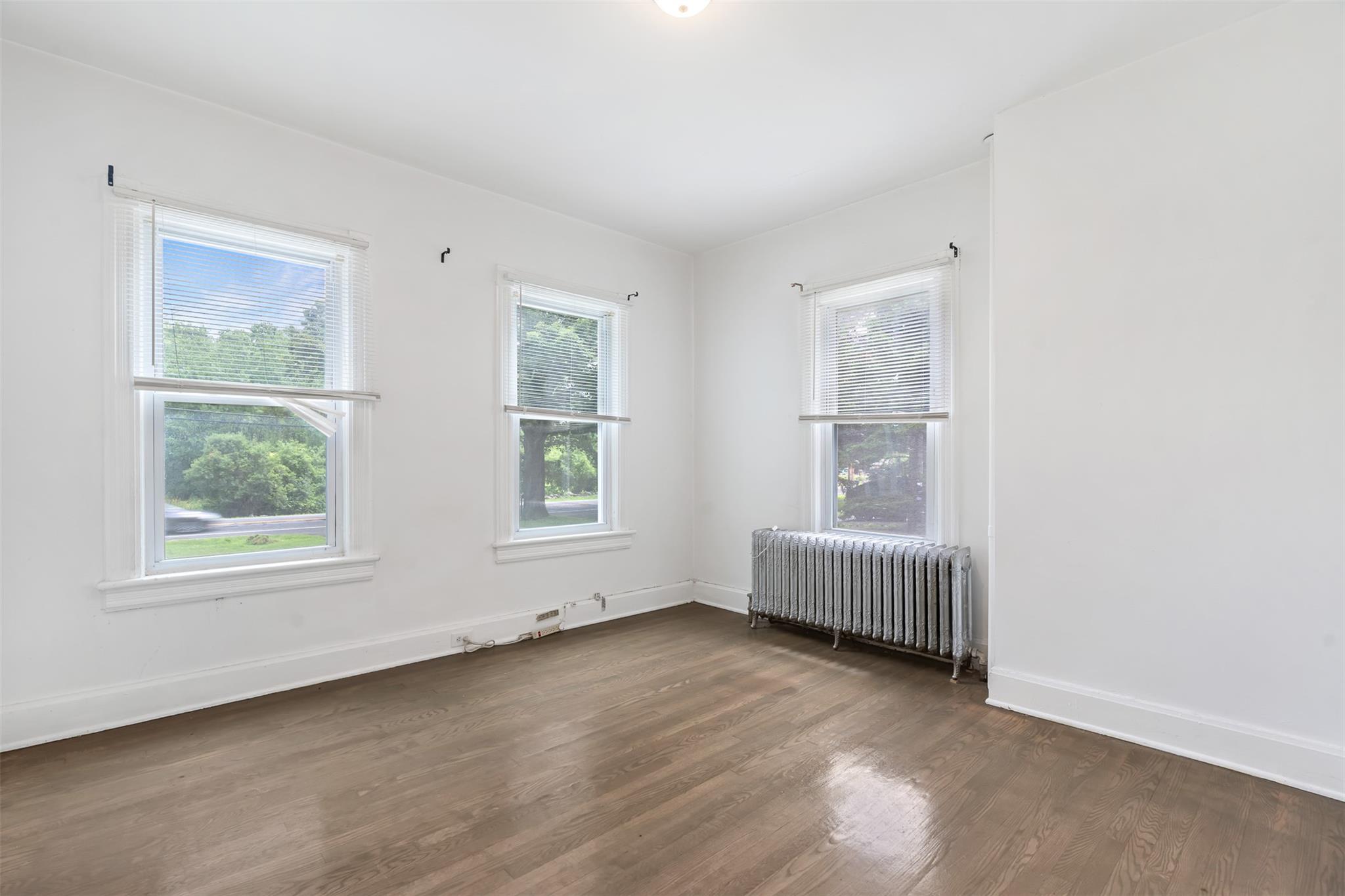 281 Violet Avenue, Poughkeepsie, NY 12601
