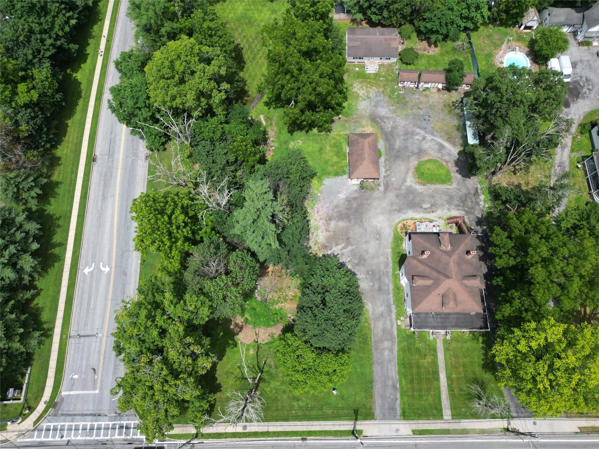 E Main Street, Washingtonville, NY 10992