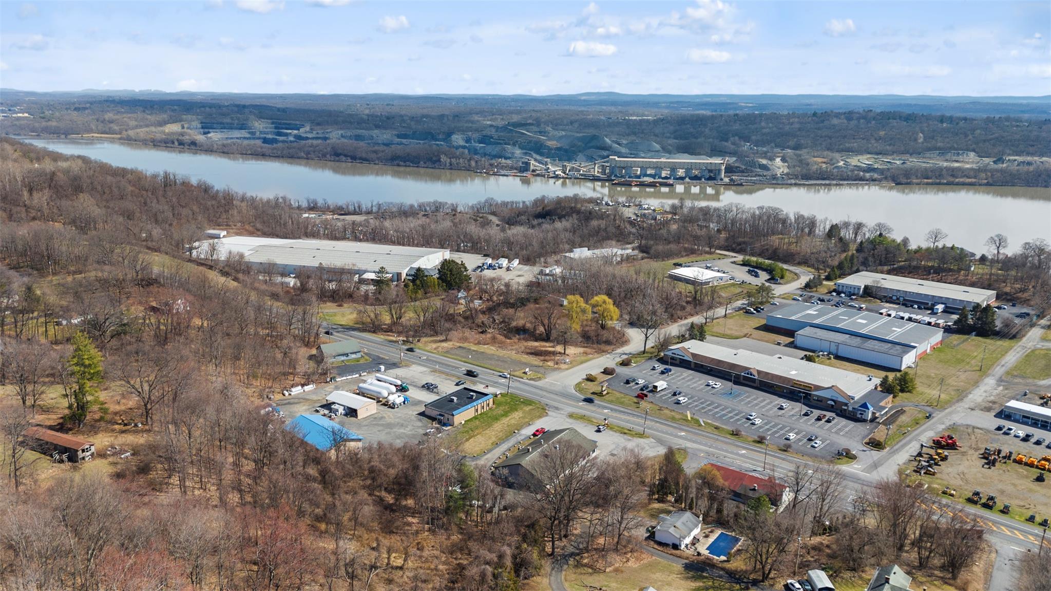 1447 Route 9W, Marlboro, NY 12542
