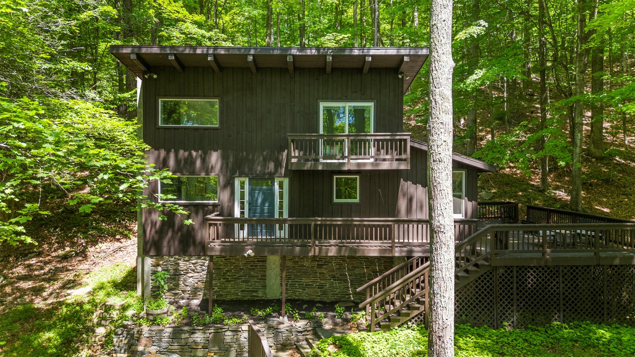 273 Grog Kill Road, Willow, NY 12495