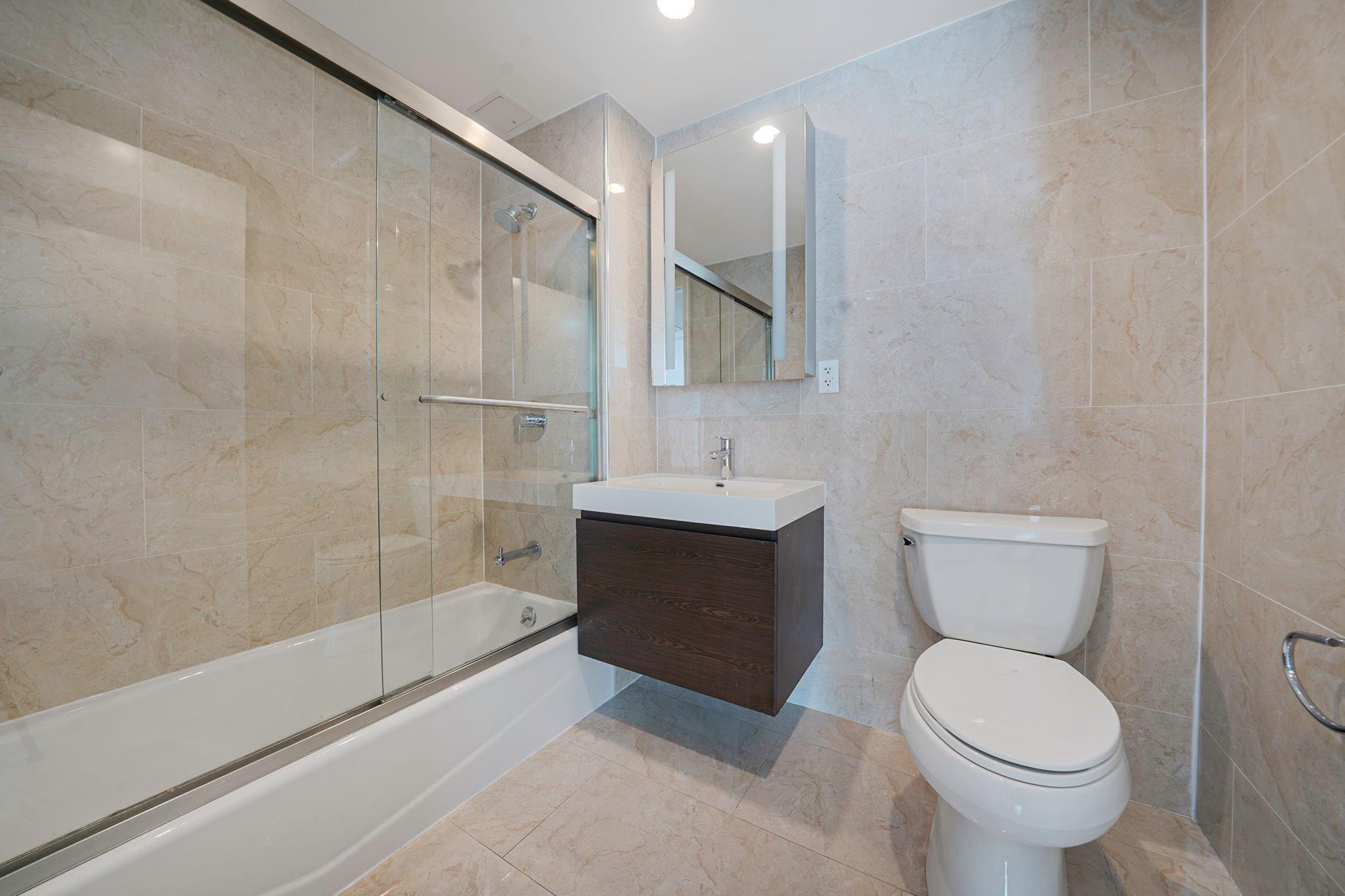 15815 Union Turnpike # 2B, Fresh Meadows, NY 11366