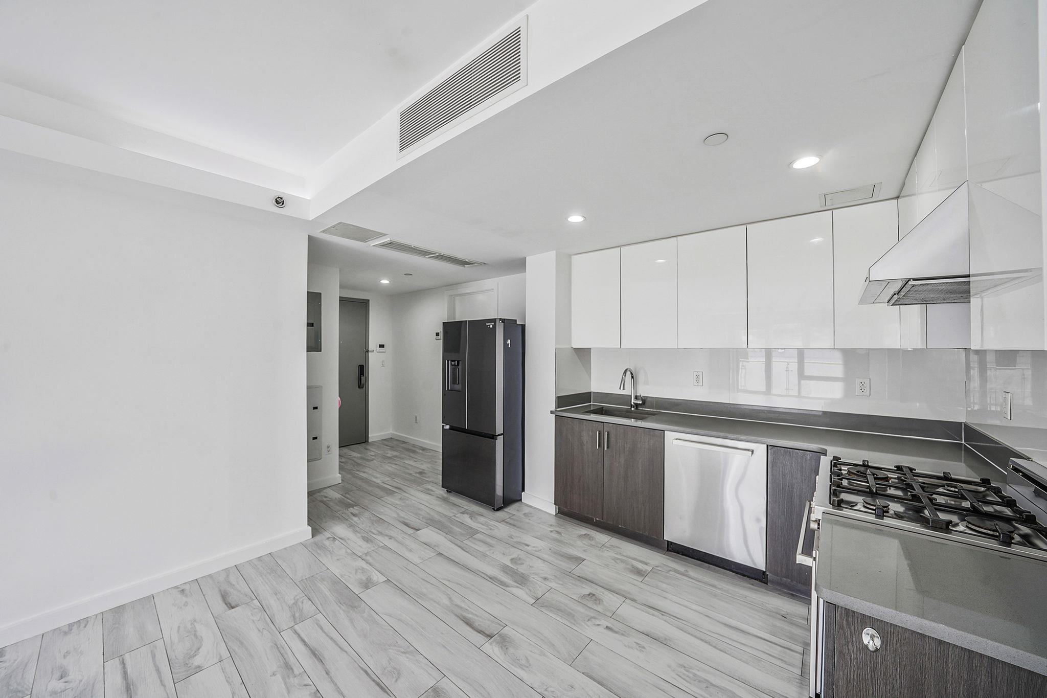 15815 Union Turnpike # 2B, Fresh Meadows, NY 11366