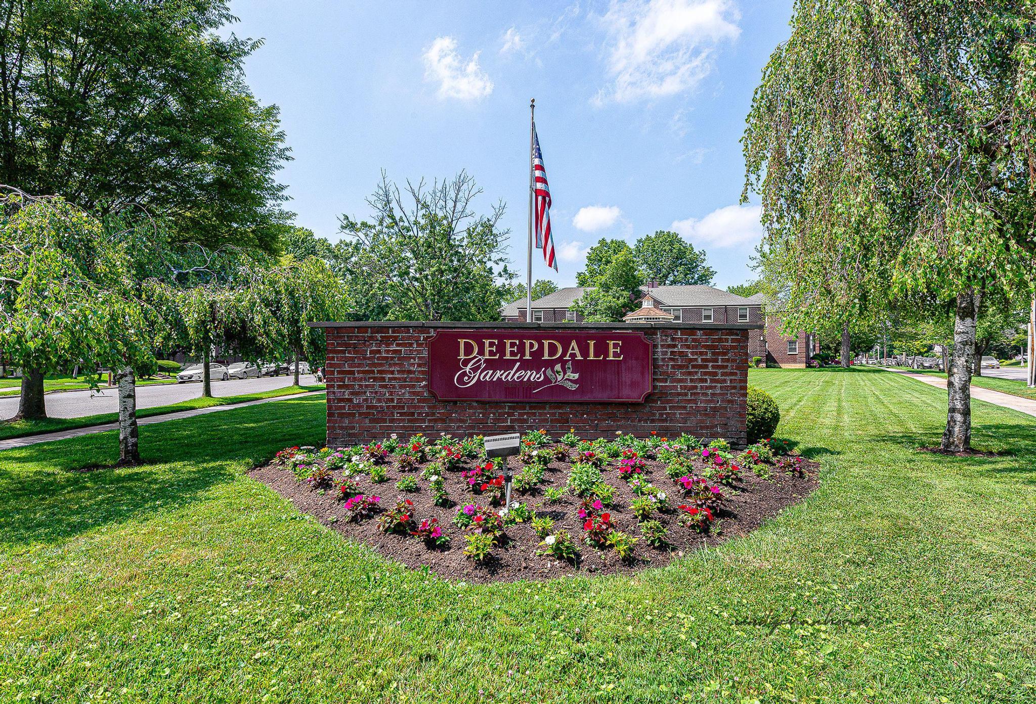 249-01 61st Avenue # 450, Little Neck, NY 11362