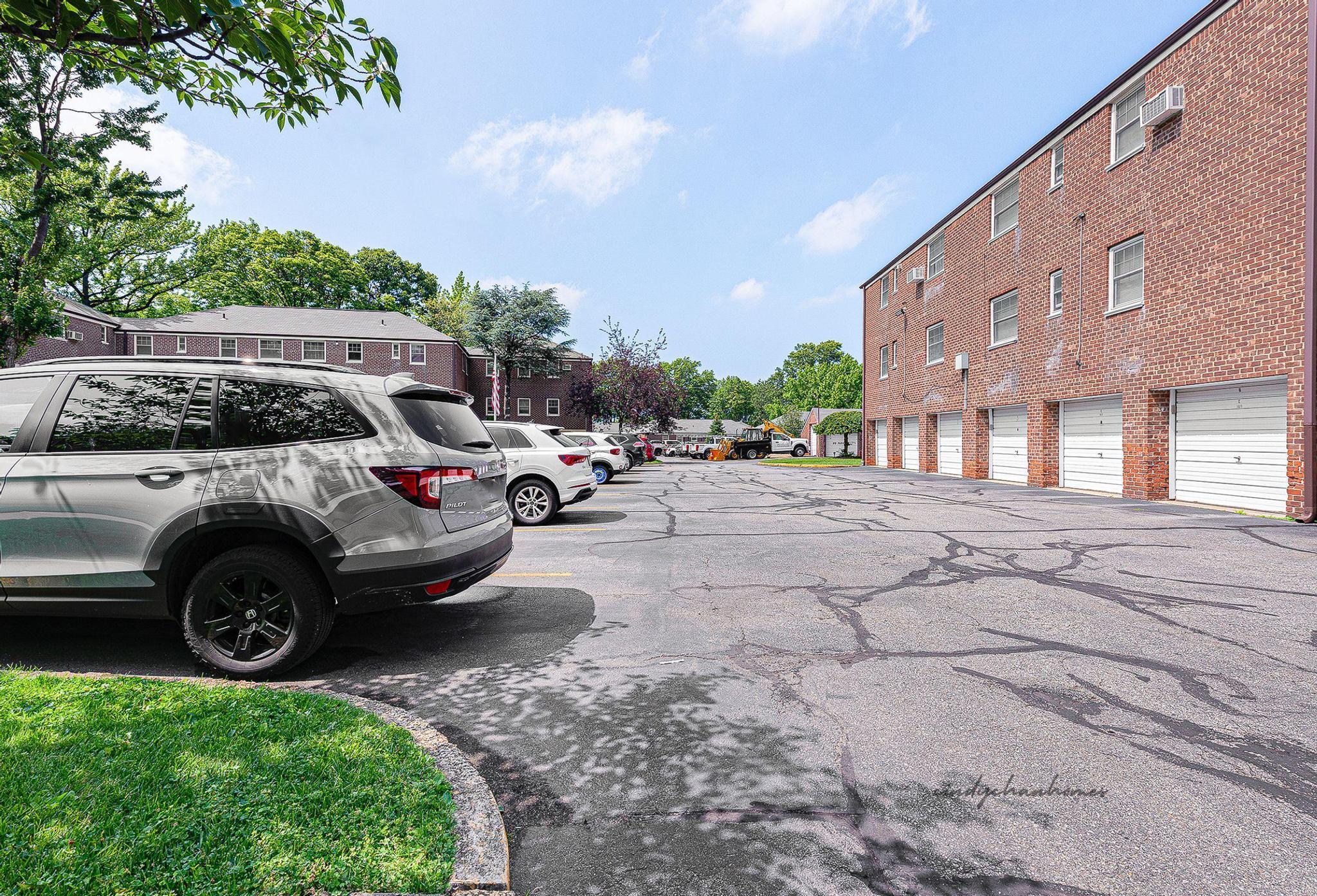 249-01 61st Avenue # 450, Little Neck, NY 11362