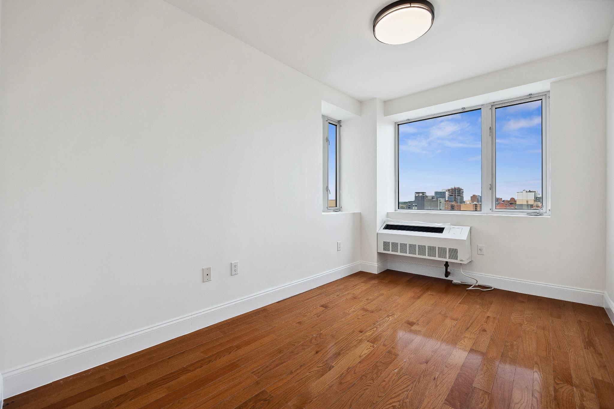 37-20 Prince Street # 12C, Flushing, NY 11354