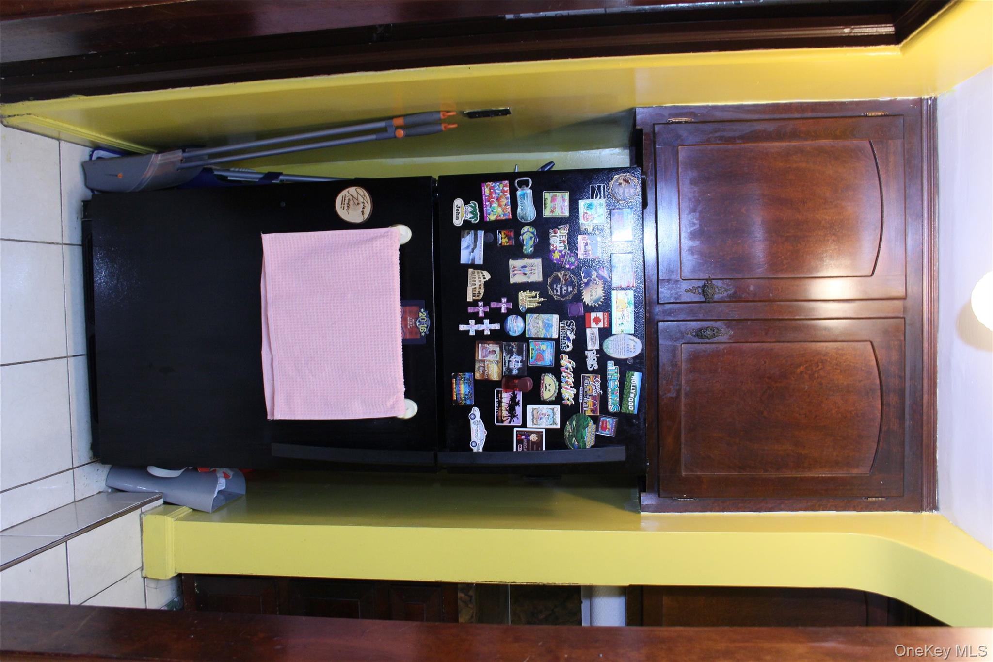 24 Garnet Place, Elmont, NY 11003