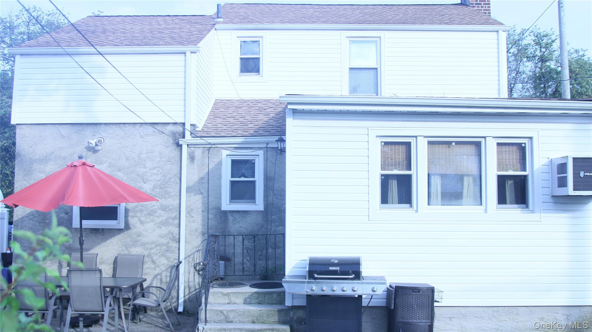 24 Garnet Place, Elmont, NY 11003