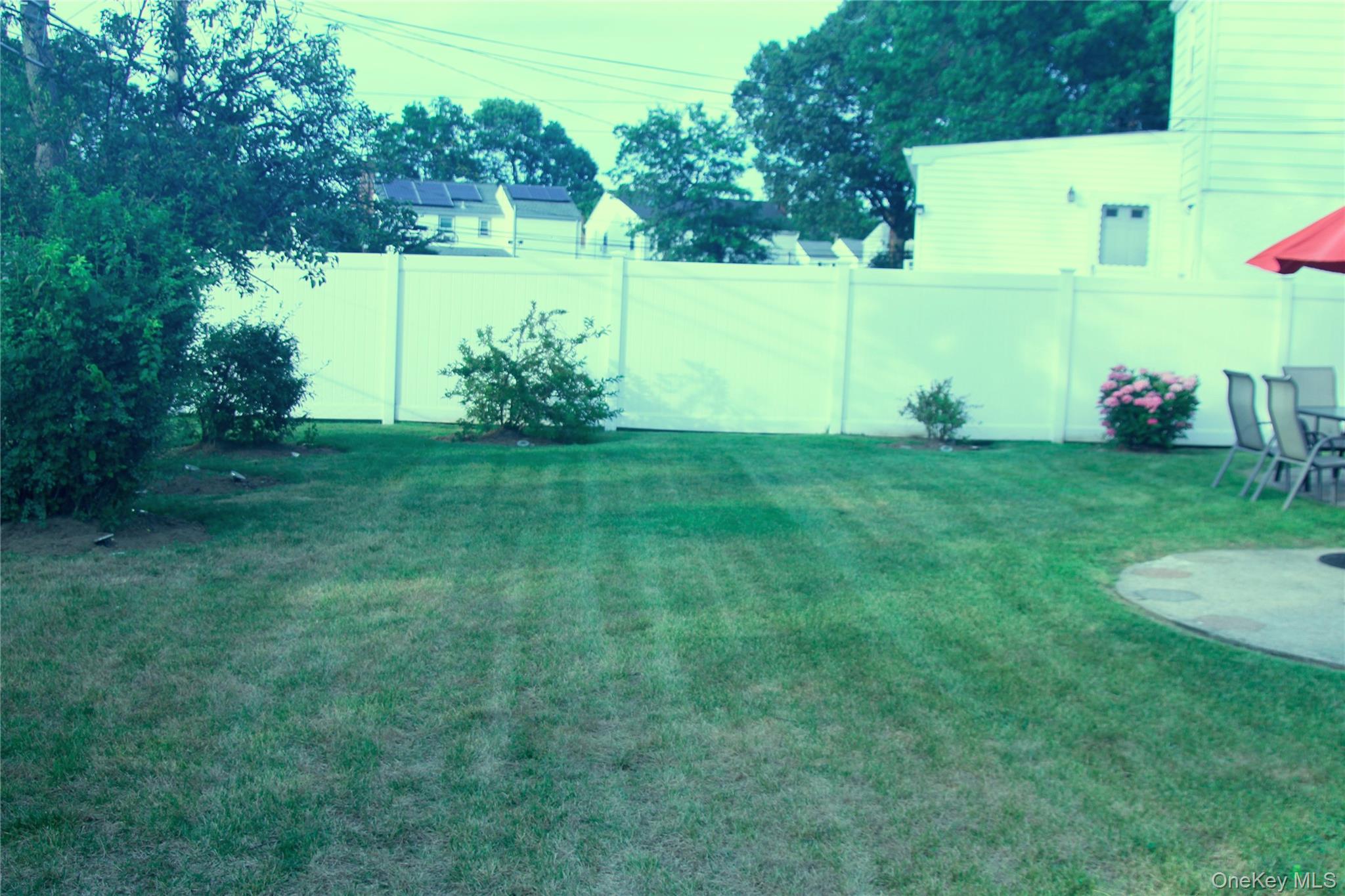 24 Garnet Place, Elmont, NY 11003