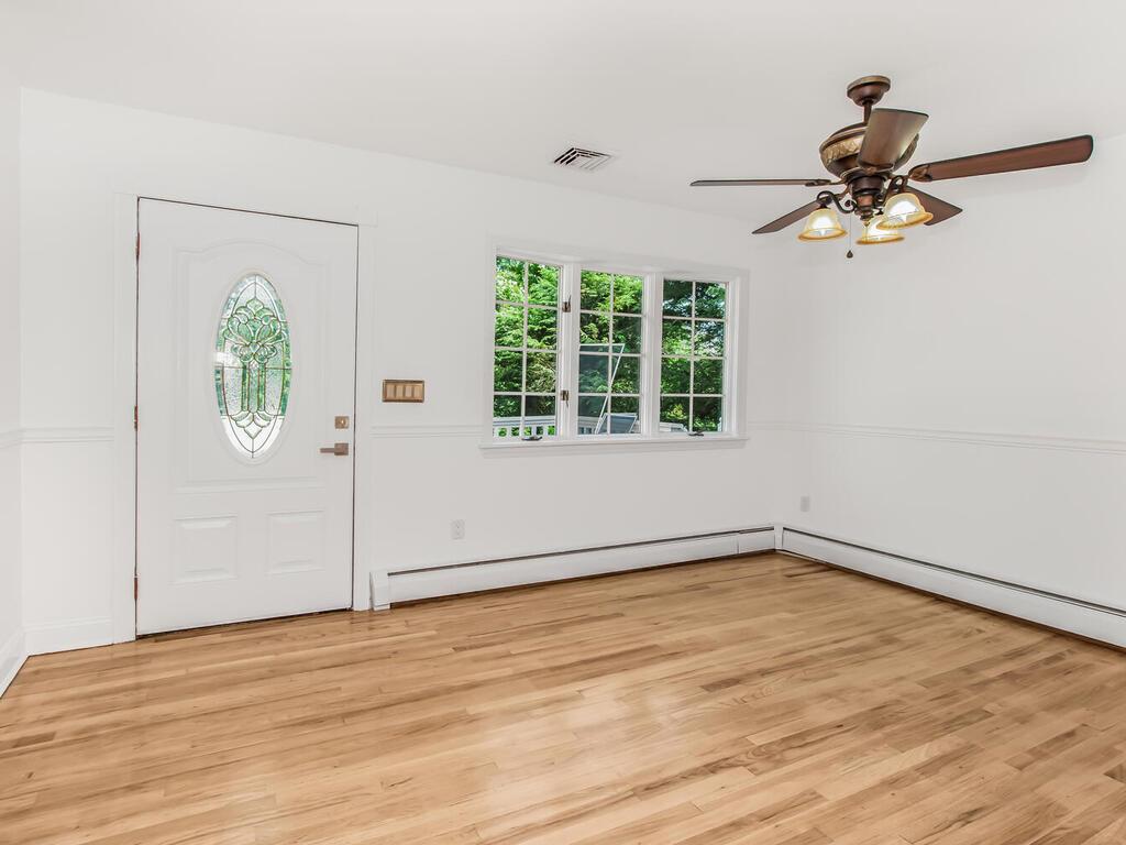 17 Shenorock Drive, Yorktown Heights, NY 10598