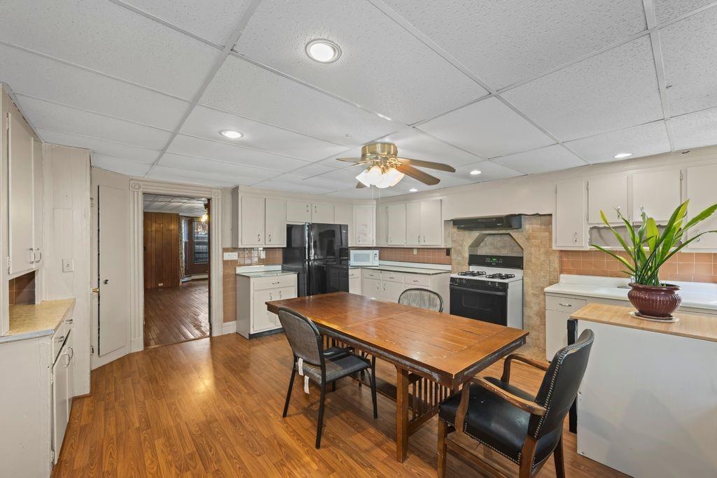 527 57th Street, Brooklyn, NY 11220