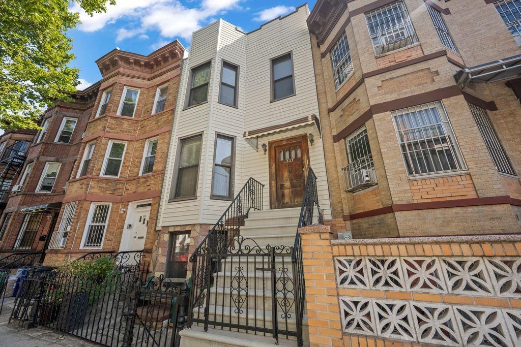527 57th Street, Brooklyn, NY 11220