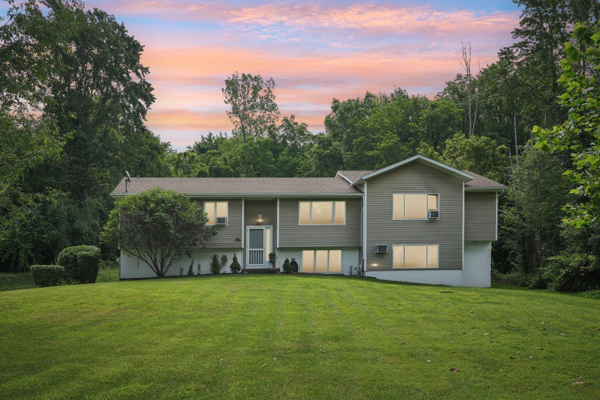 24 Wild Turkey Run, Wappingers Falls, NY 12590