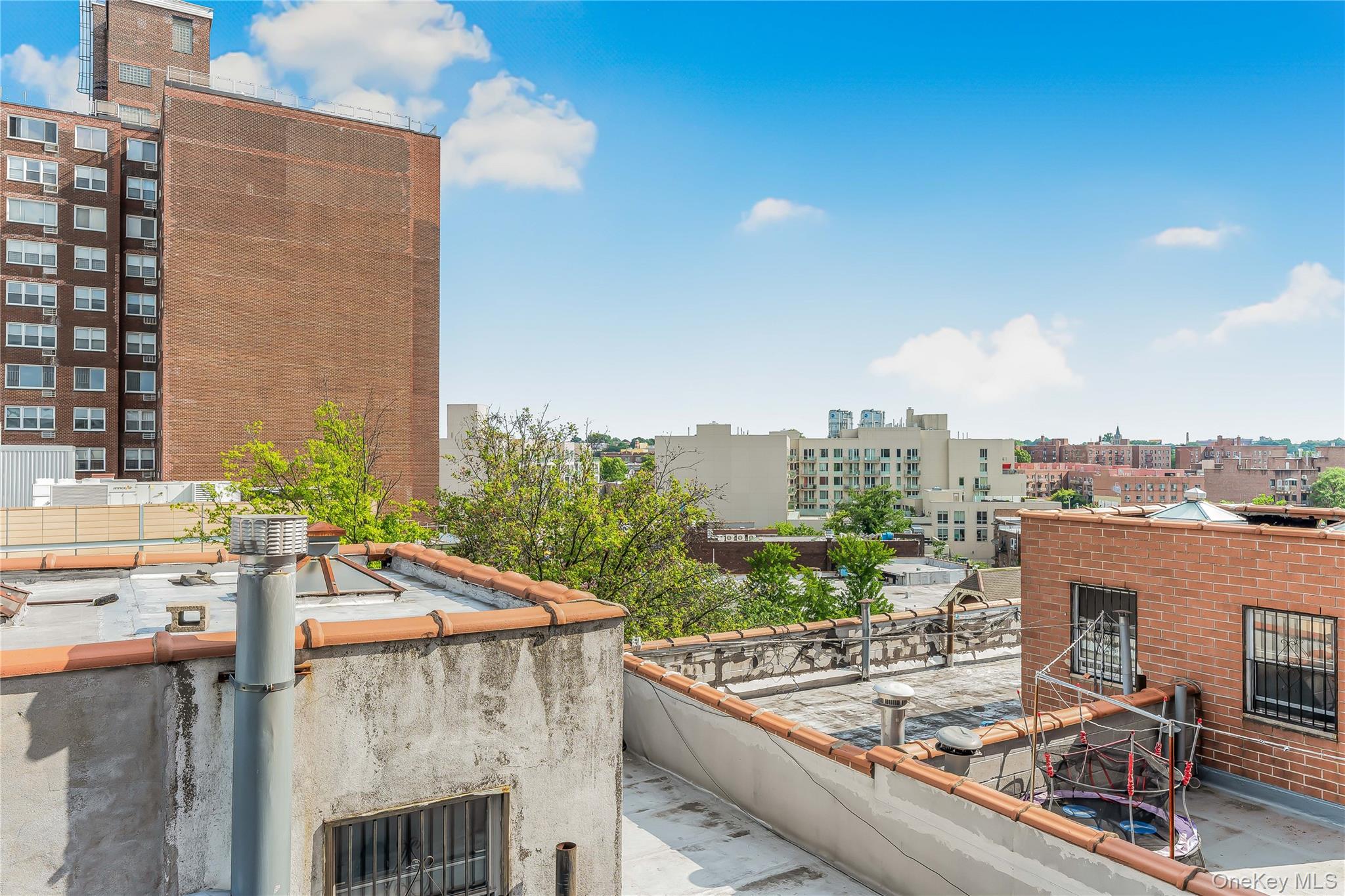 85-23 Broadway # 7C, Elmhurst, NY 11373